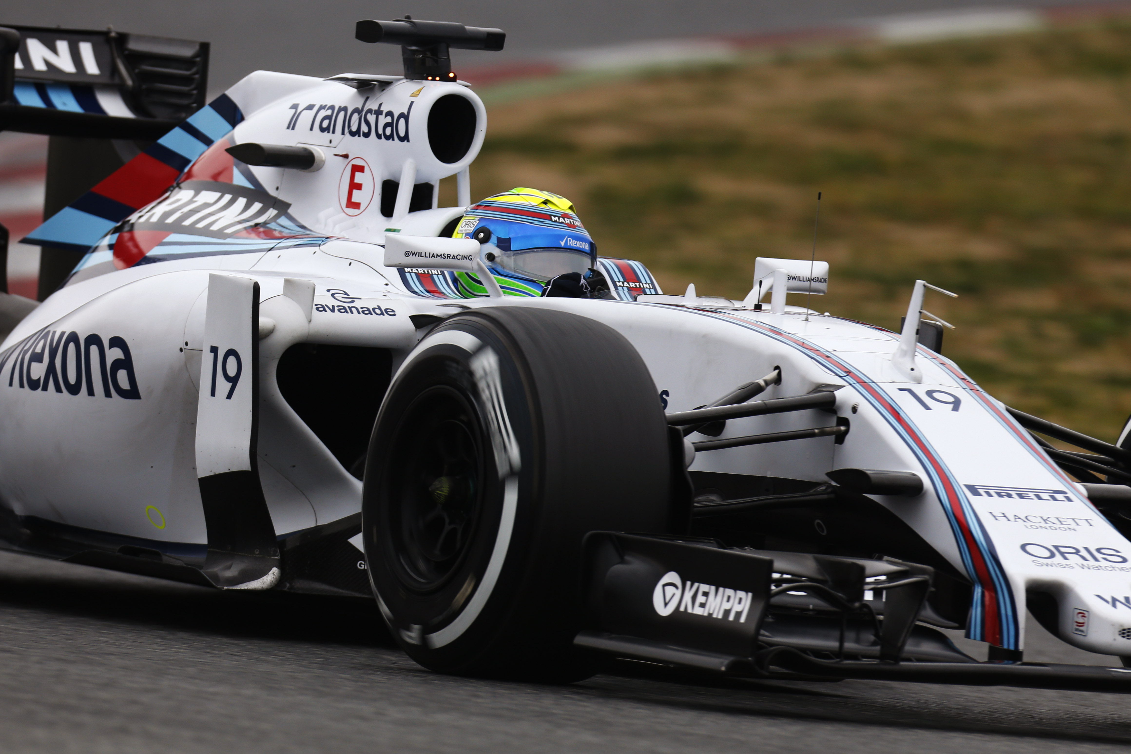 Massa fastest on opening day of second Barcelona test
