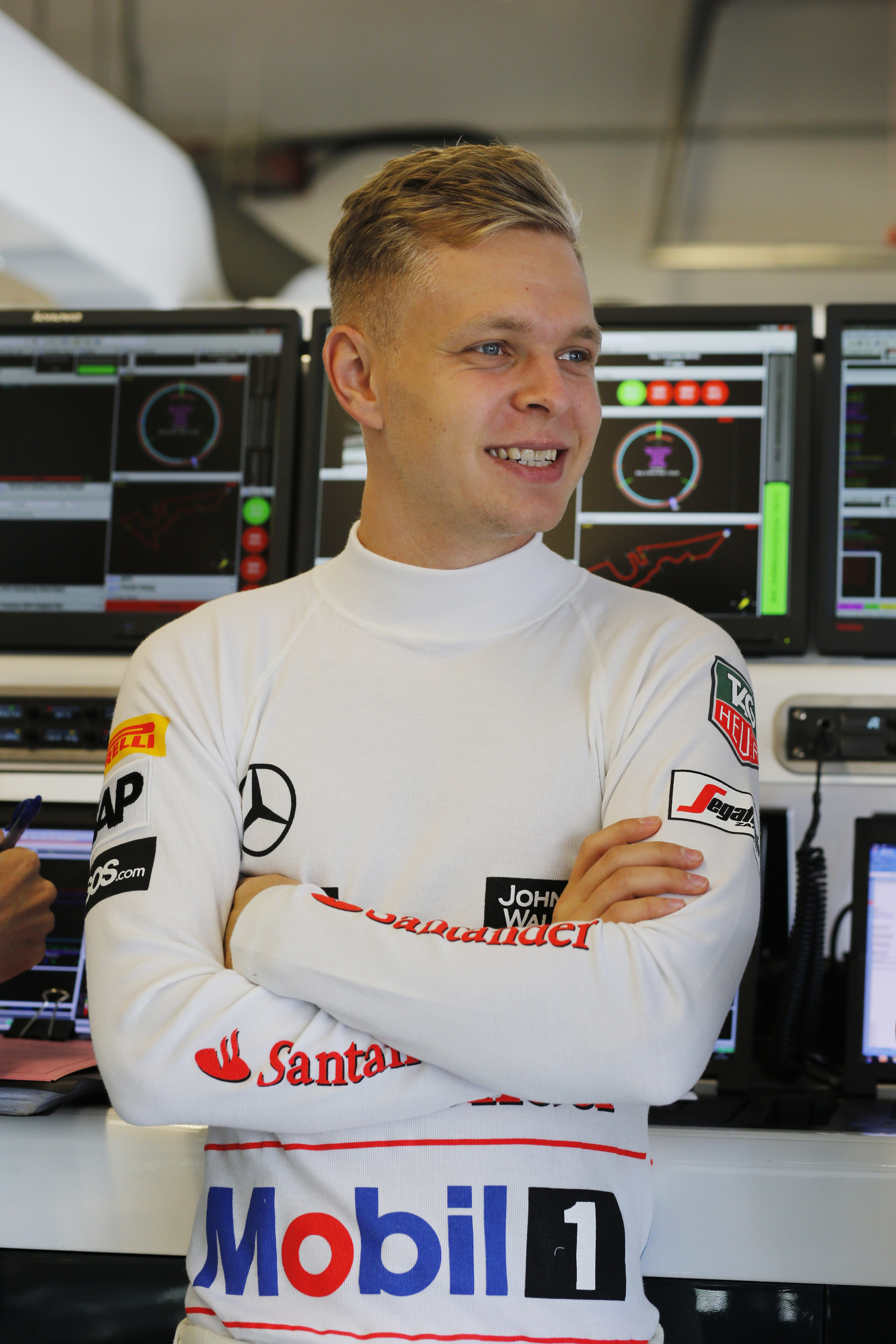Magnussen happy with first outing in 2015