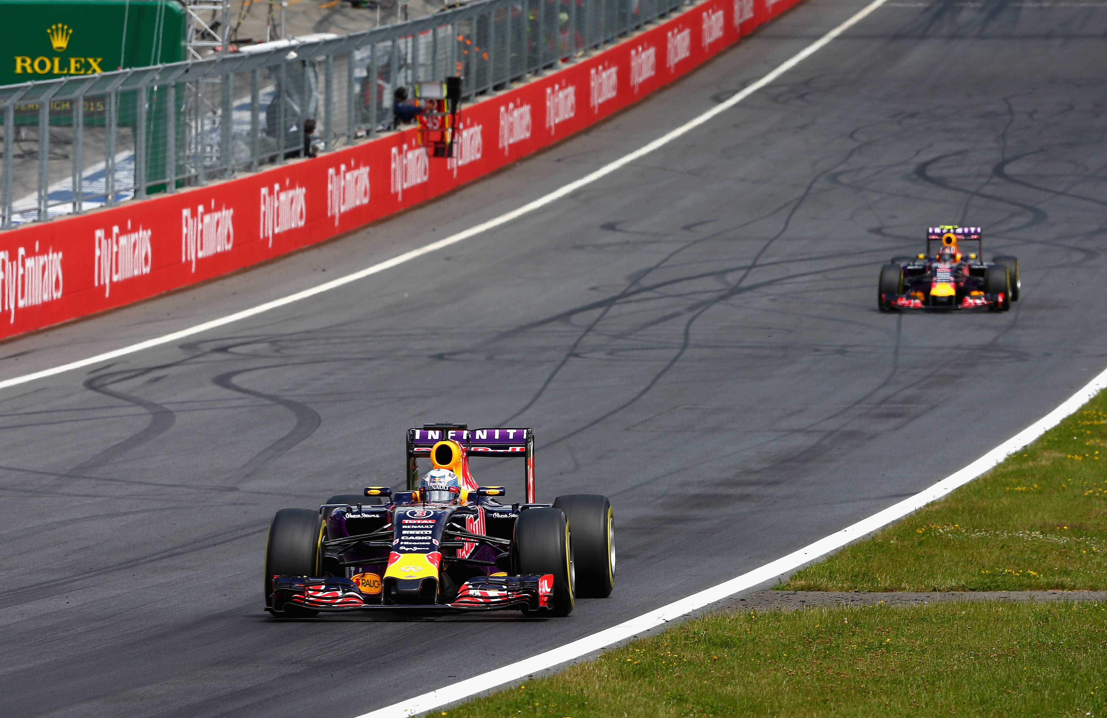 Ferrari willing to supply Red Bull