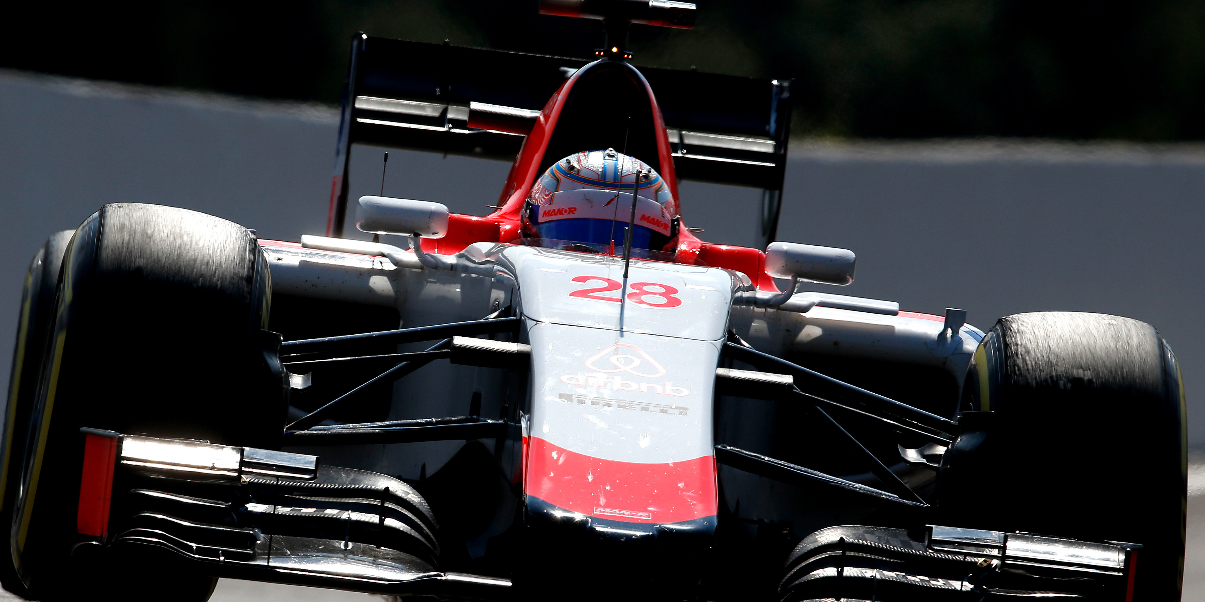 Mercedes in talks with Manor over supplying engines