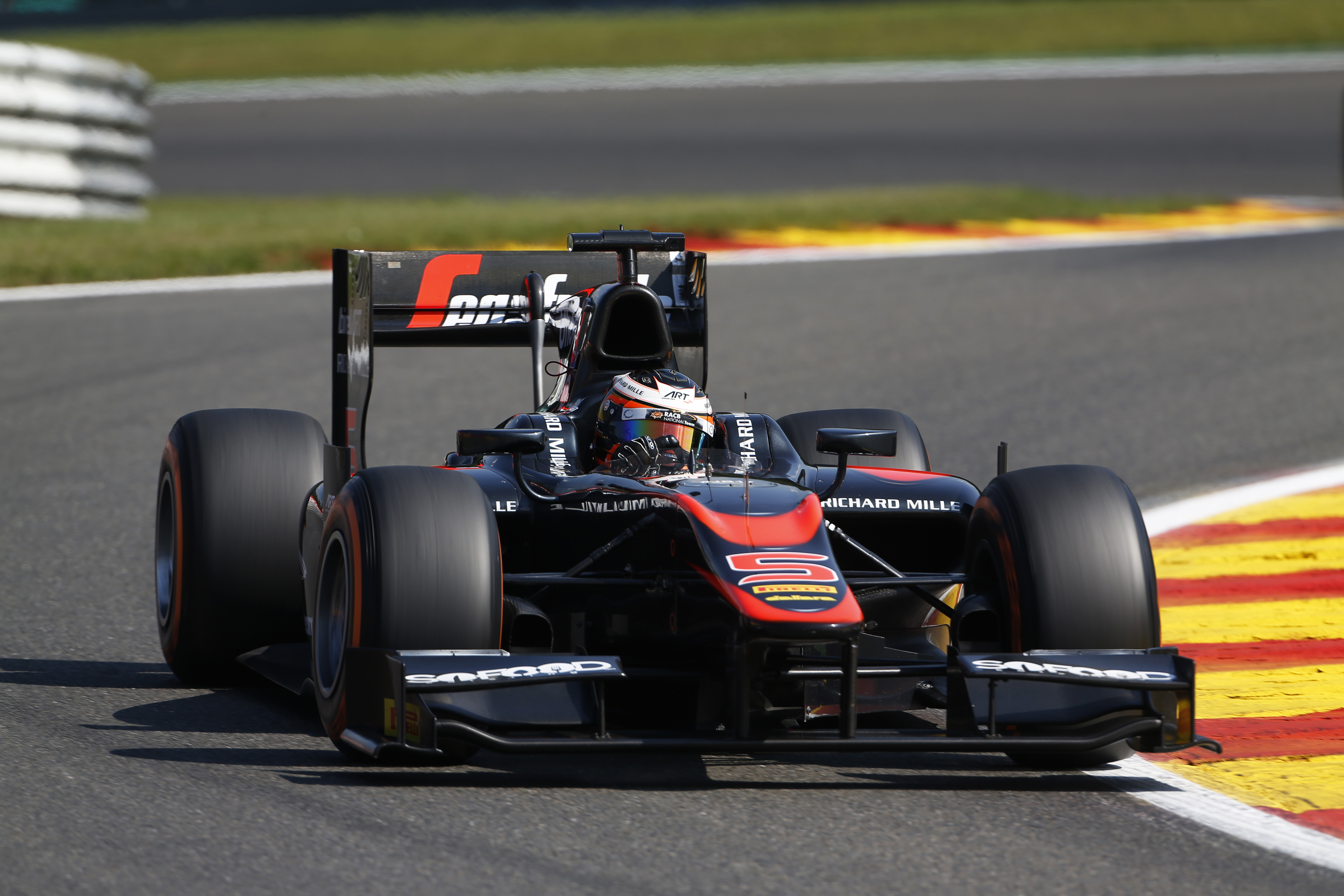 Vandoorne takes home pole position at Spa