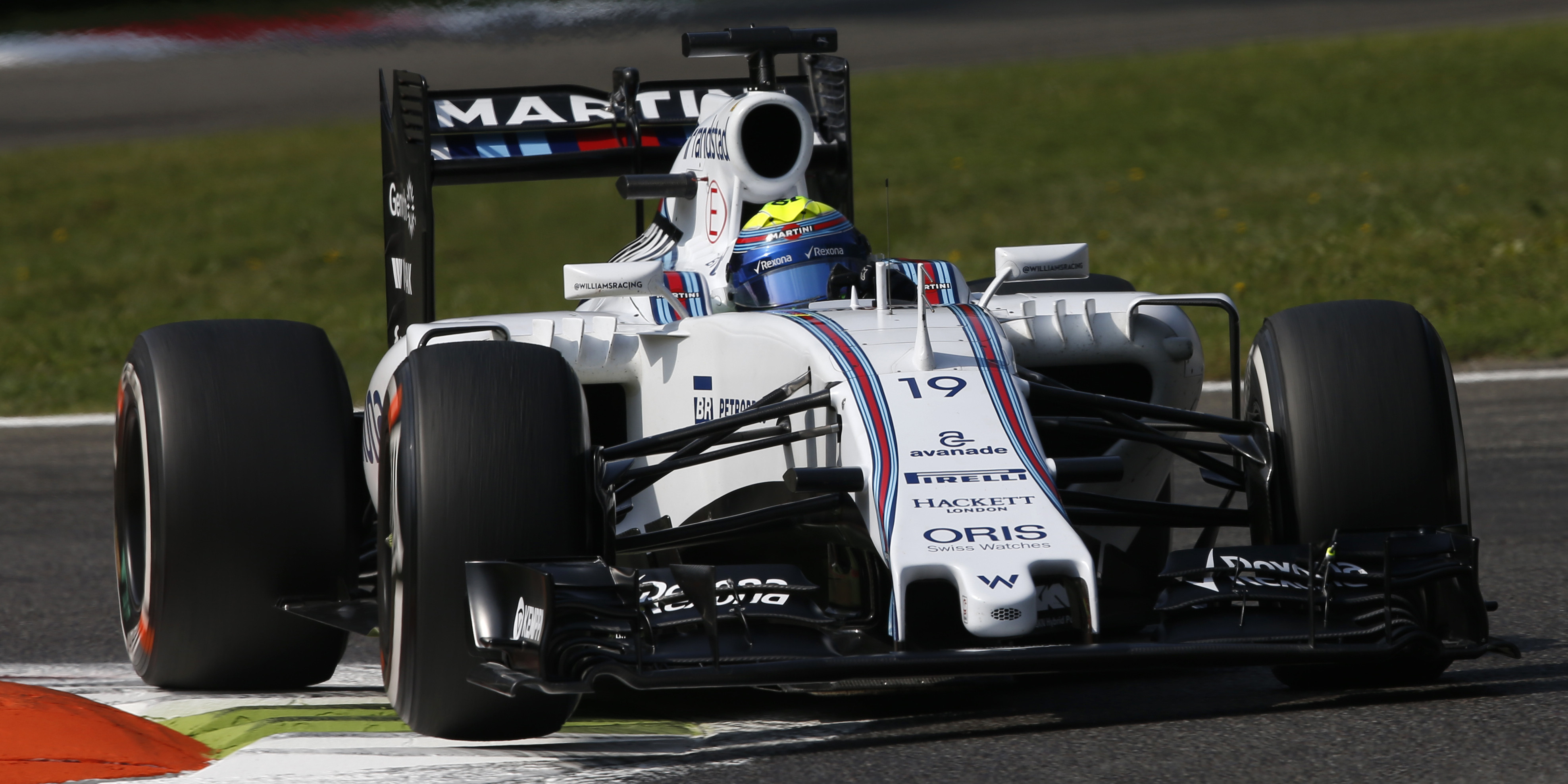 Massa aiming to fight with Rosberg