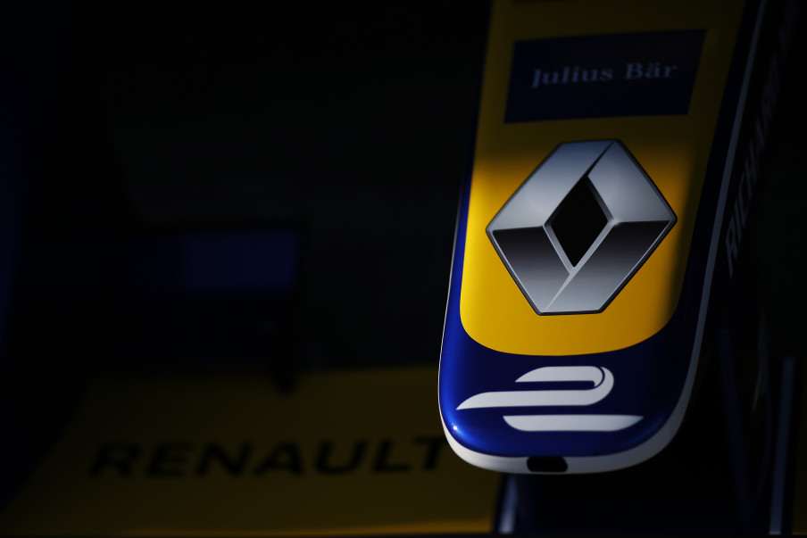 Photo: Sam Bloxham/FIA Formula E/LAT