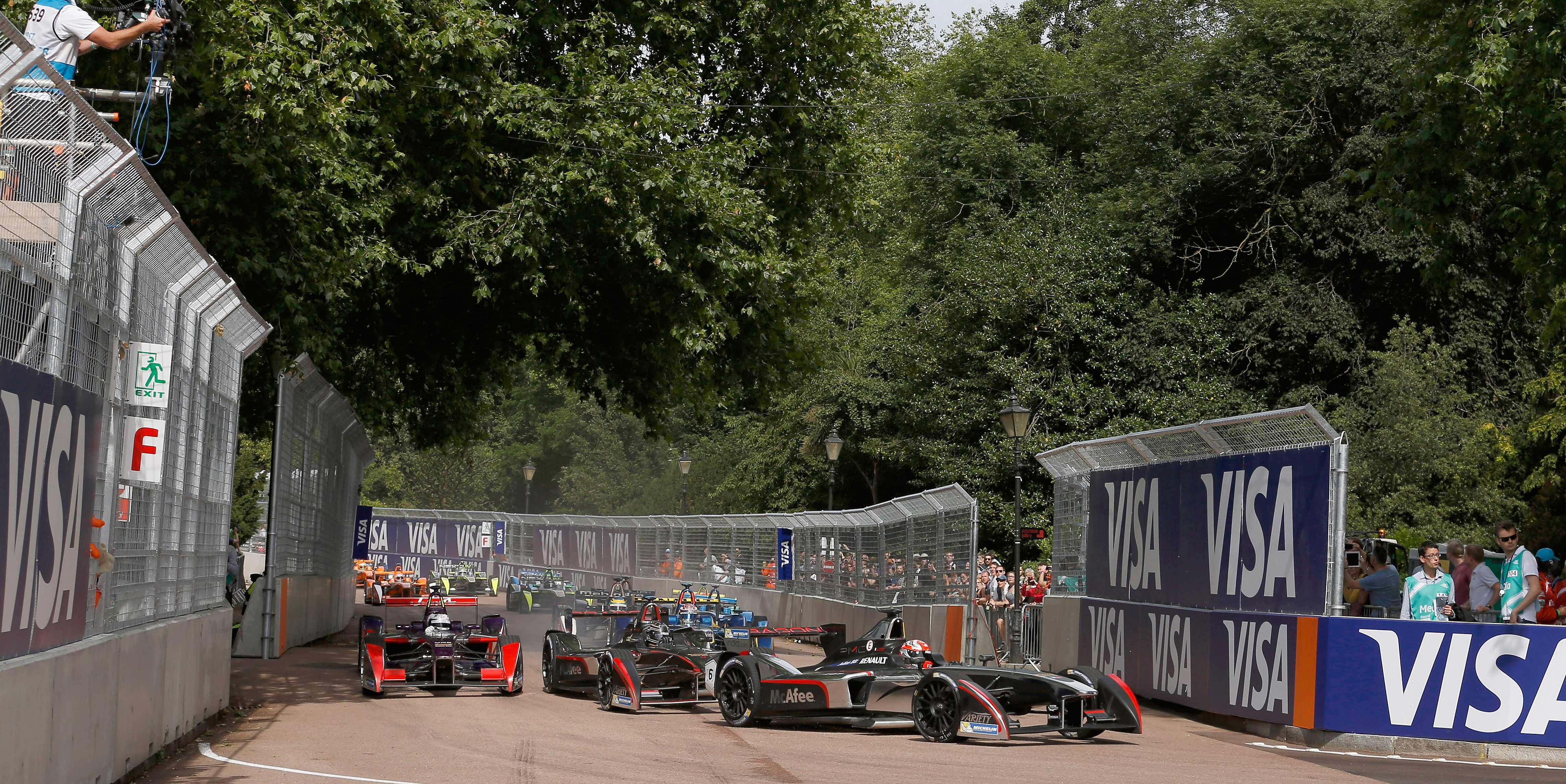 Battersea Park retains London ePrix for two years