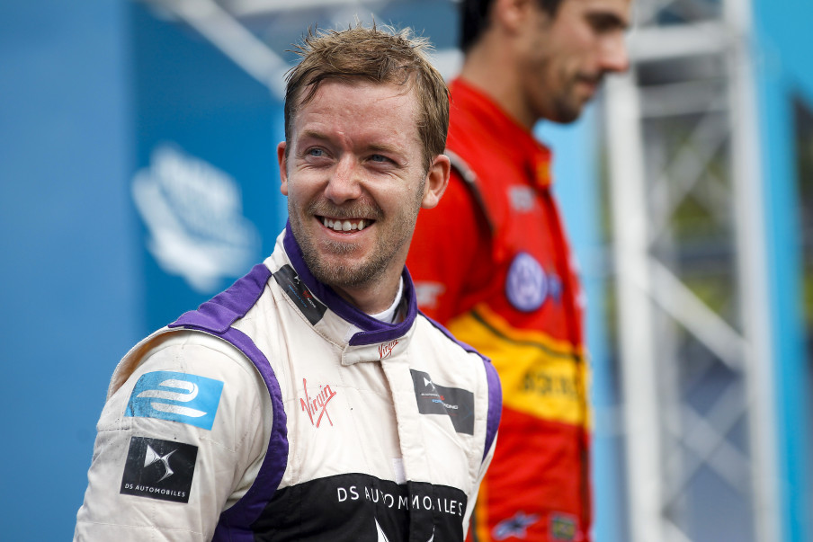 Photo: Adam Warner / LAT / FE