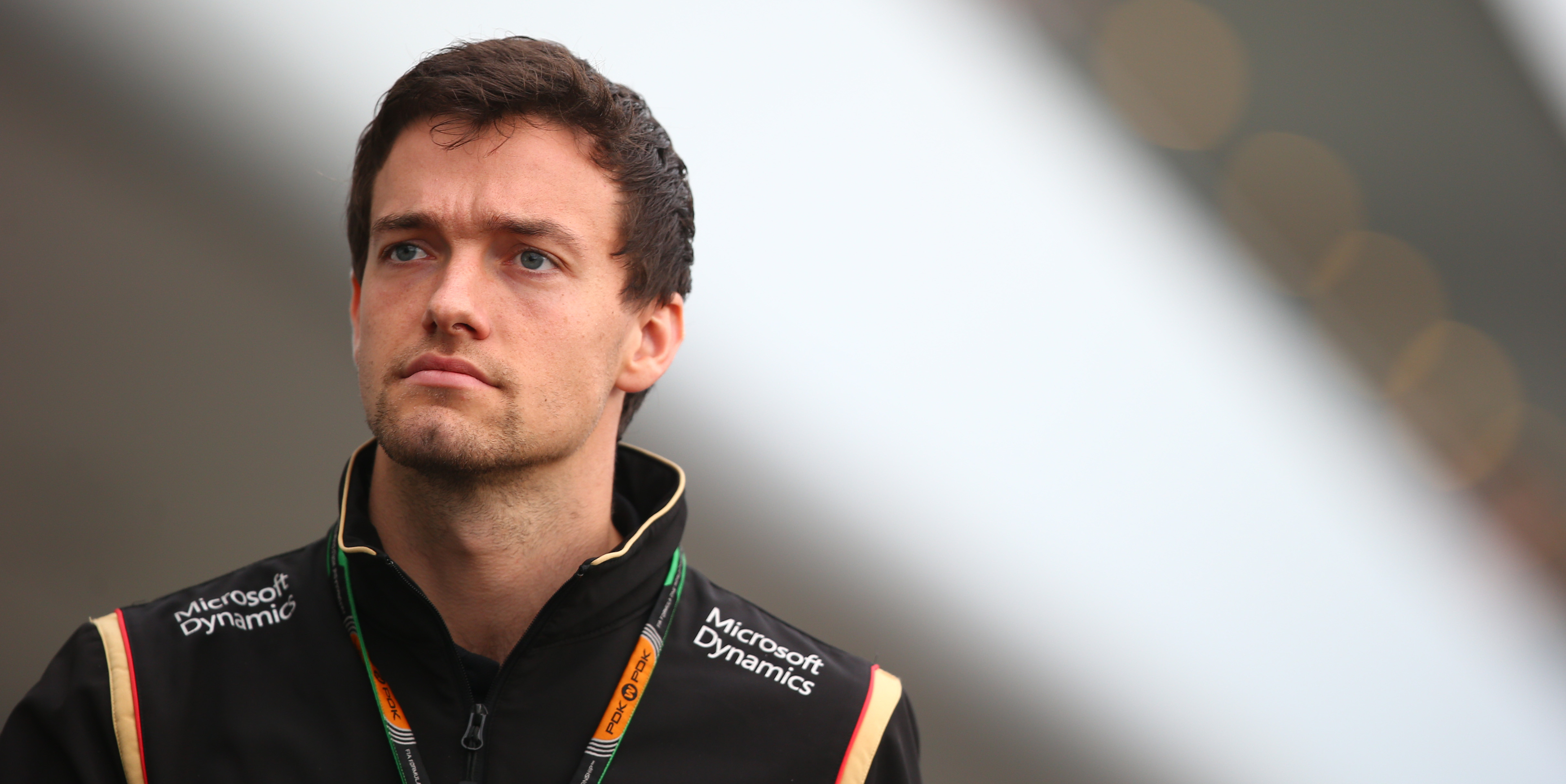 Palmer announces Formula One driver number