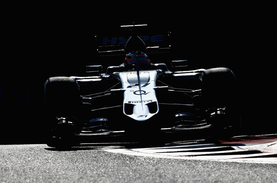 F1 Grand Prix of Abu Dhabi - Qualifying Clive Mason/Getty Images Sport