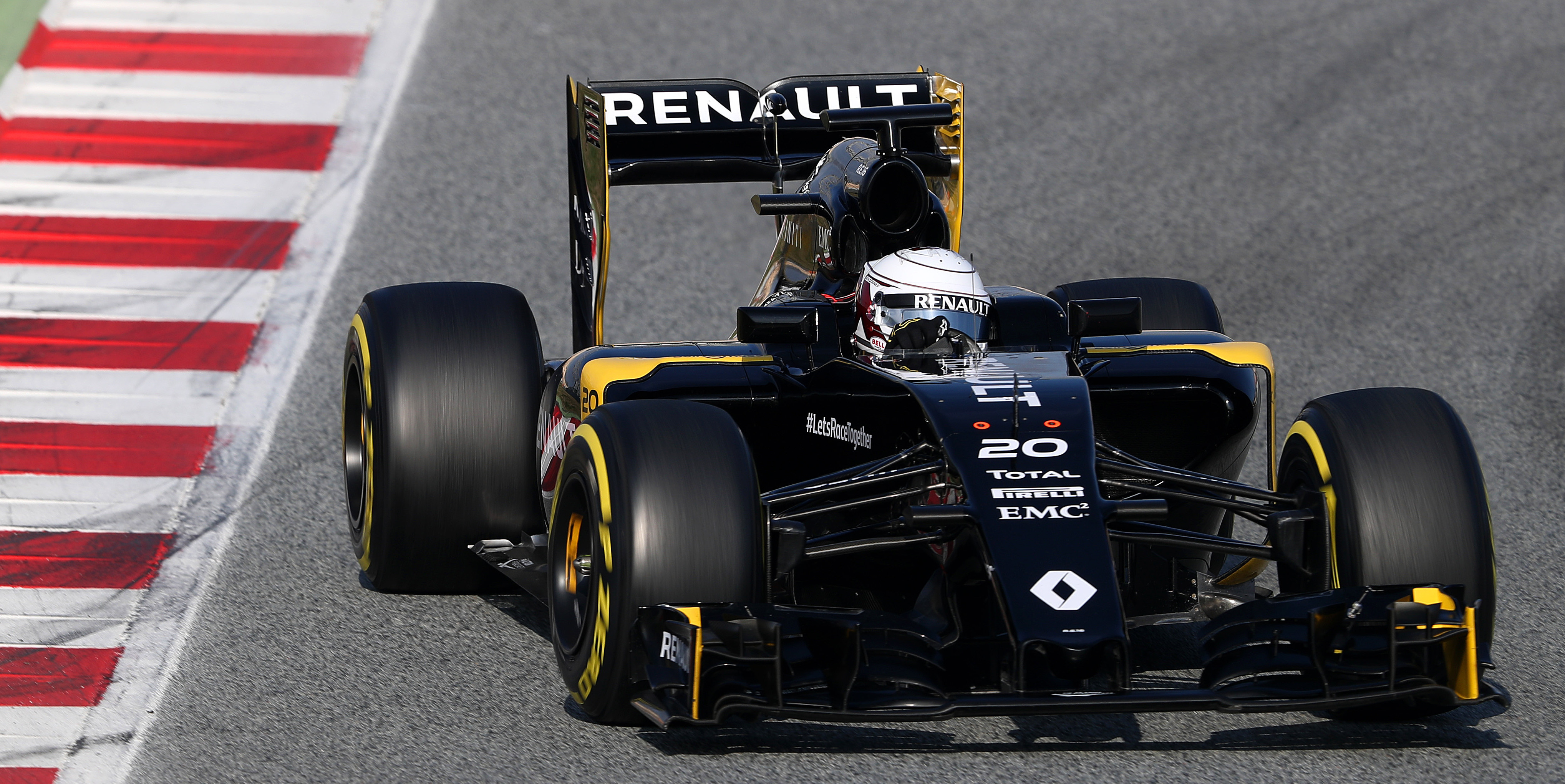 Magnussen and Renault happy with first test
