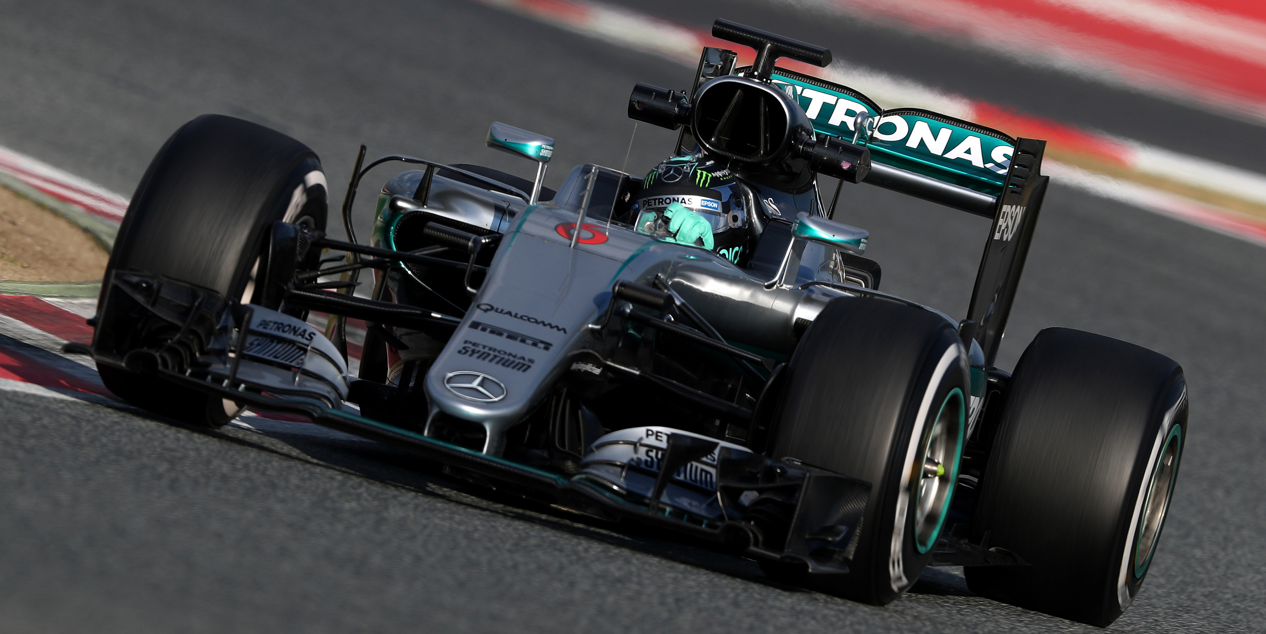 Mercedes drivers further amazed by reliability