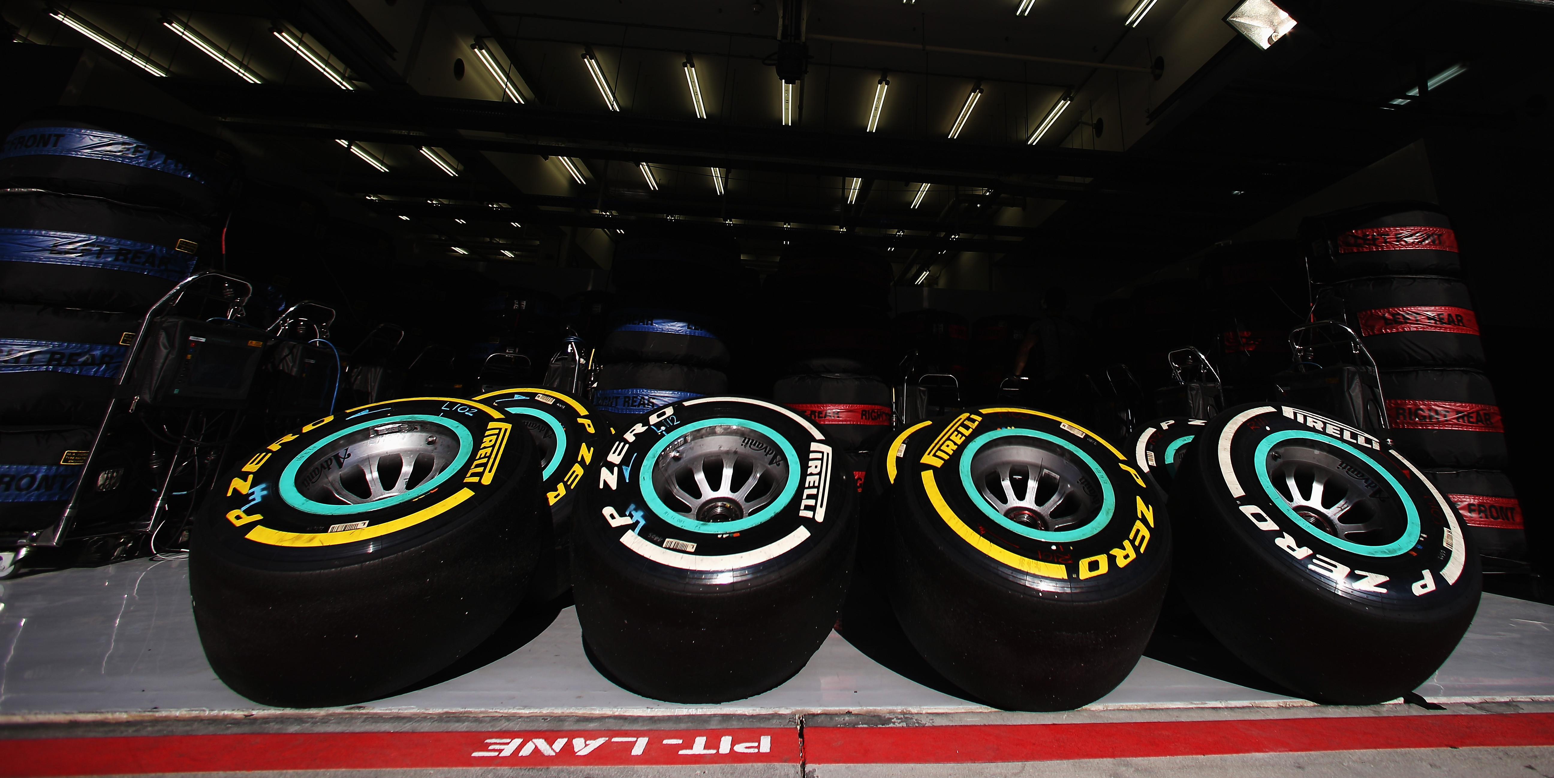 Pirelli reveals driver tyre choices for Bahrain