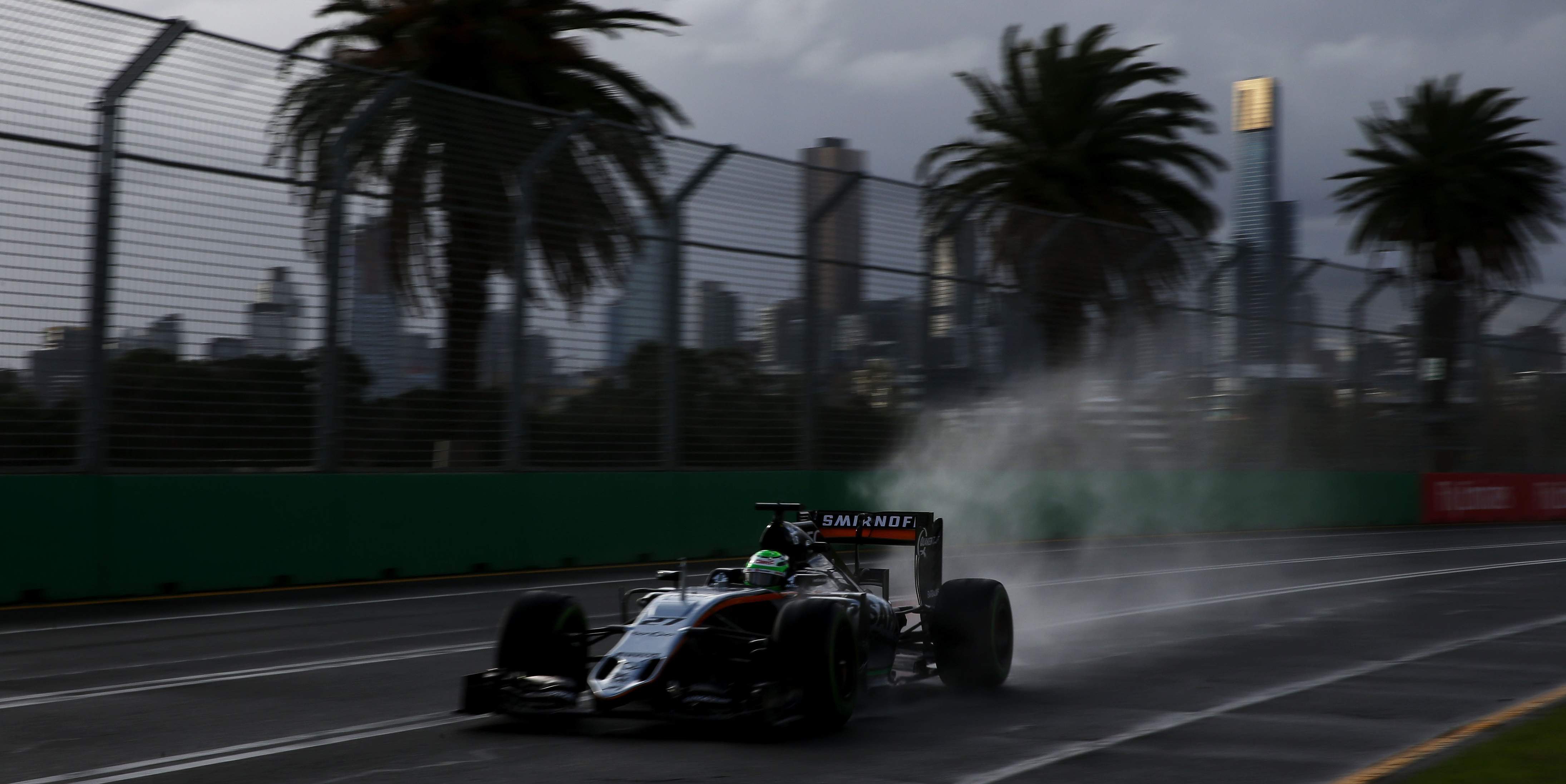 Hulkenberg P2 in “challenging conditions”
