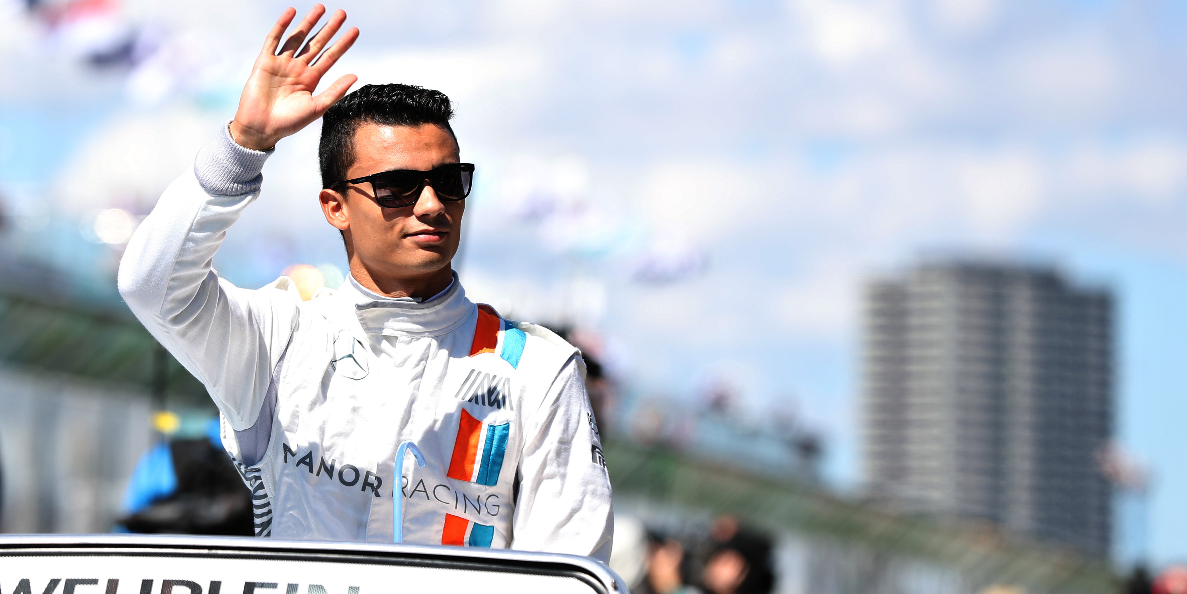 Brake issue hampers Wehrlein on F1 debut