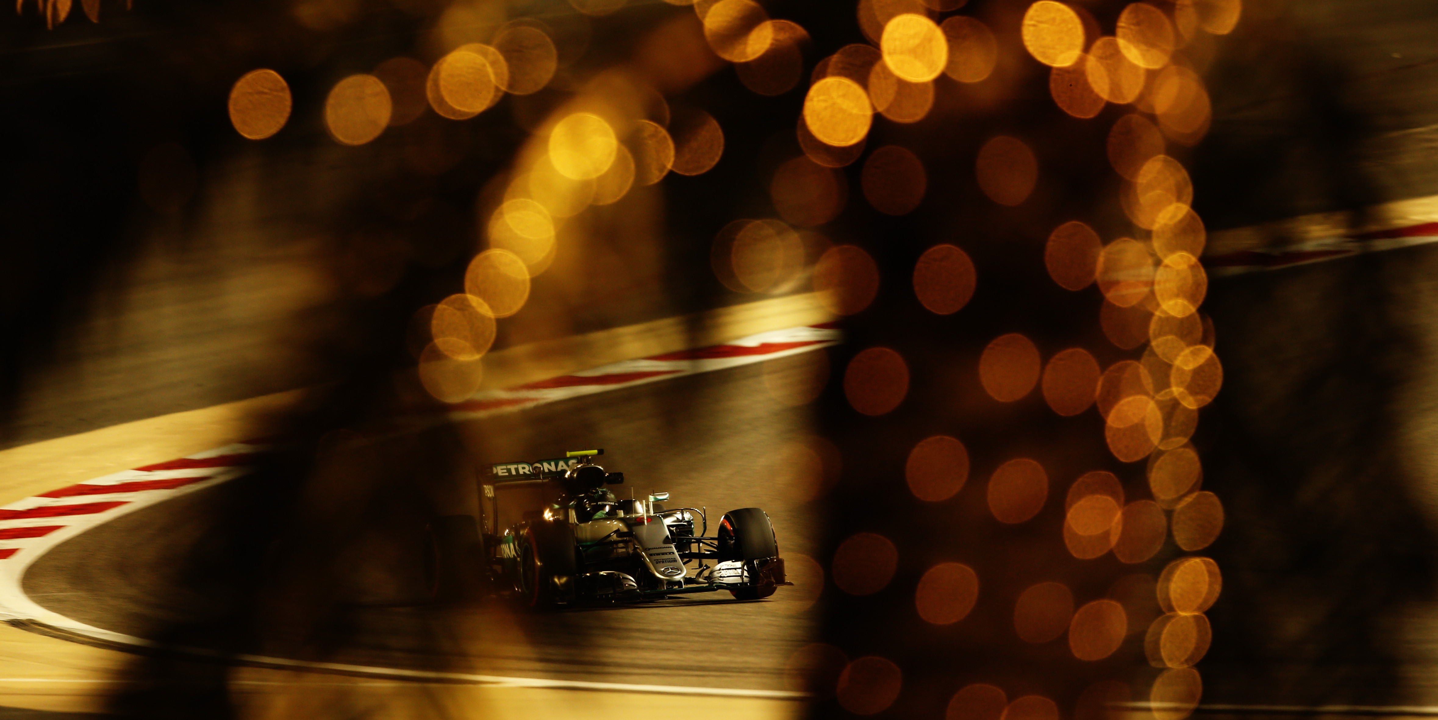 Rosberg fastest in Bahrain second practice