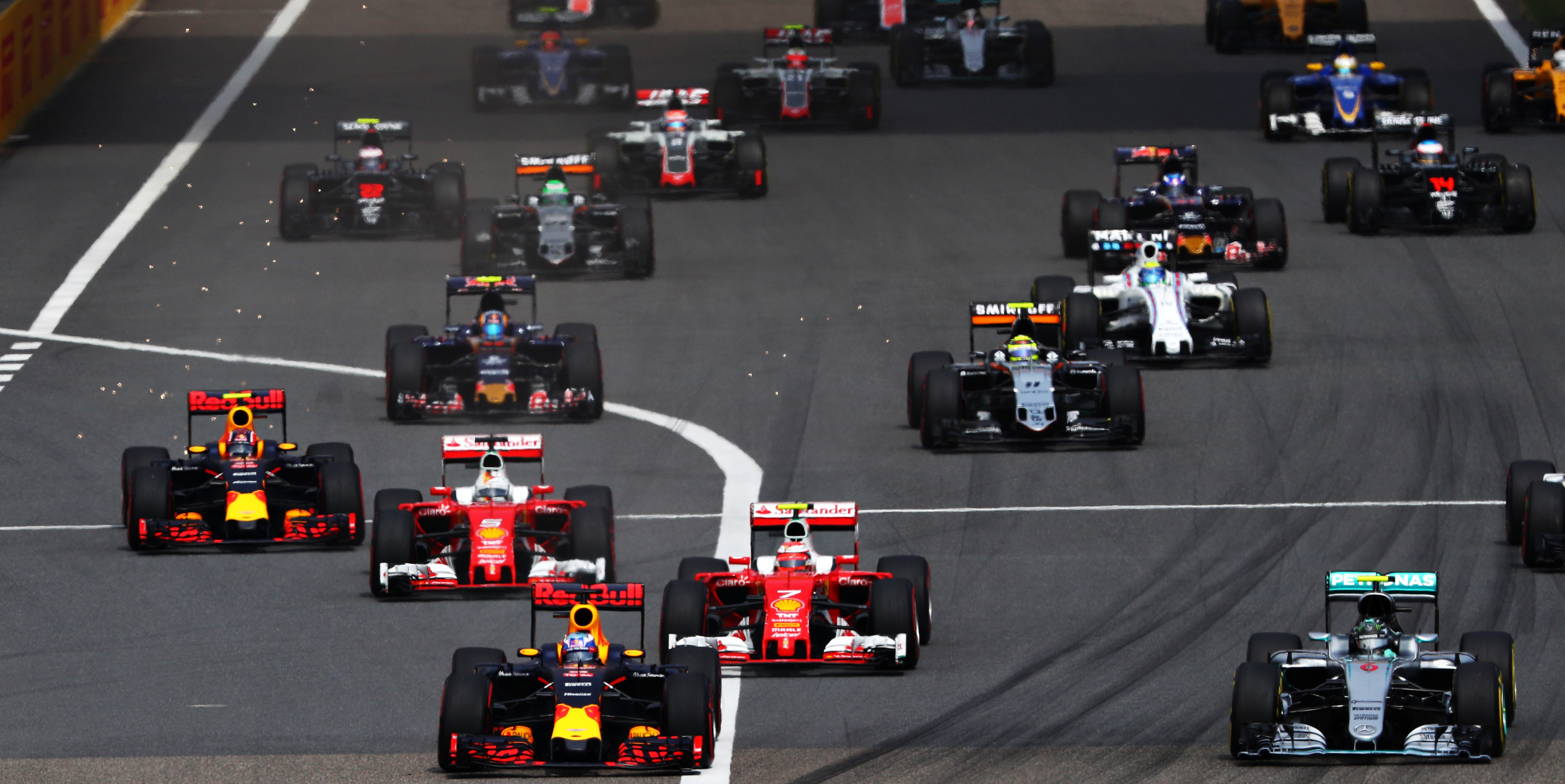Driver of the Day: 2016 Chinese Grand Prix