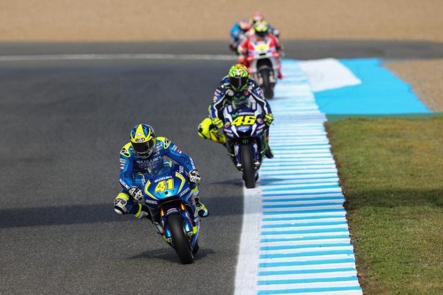 www.suzuki-racing.com