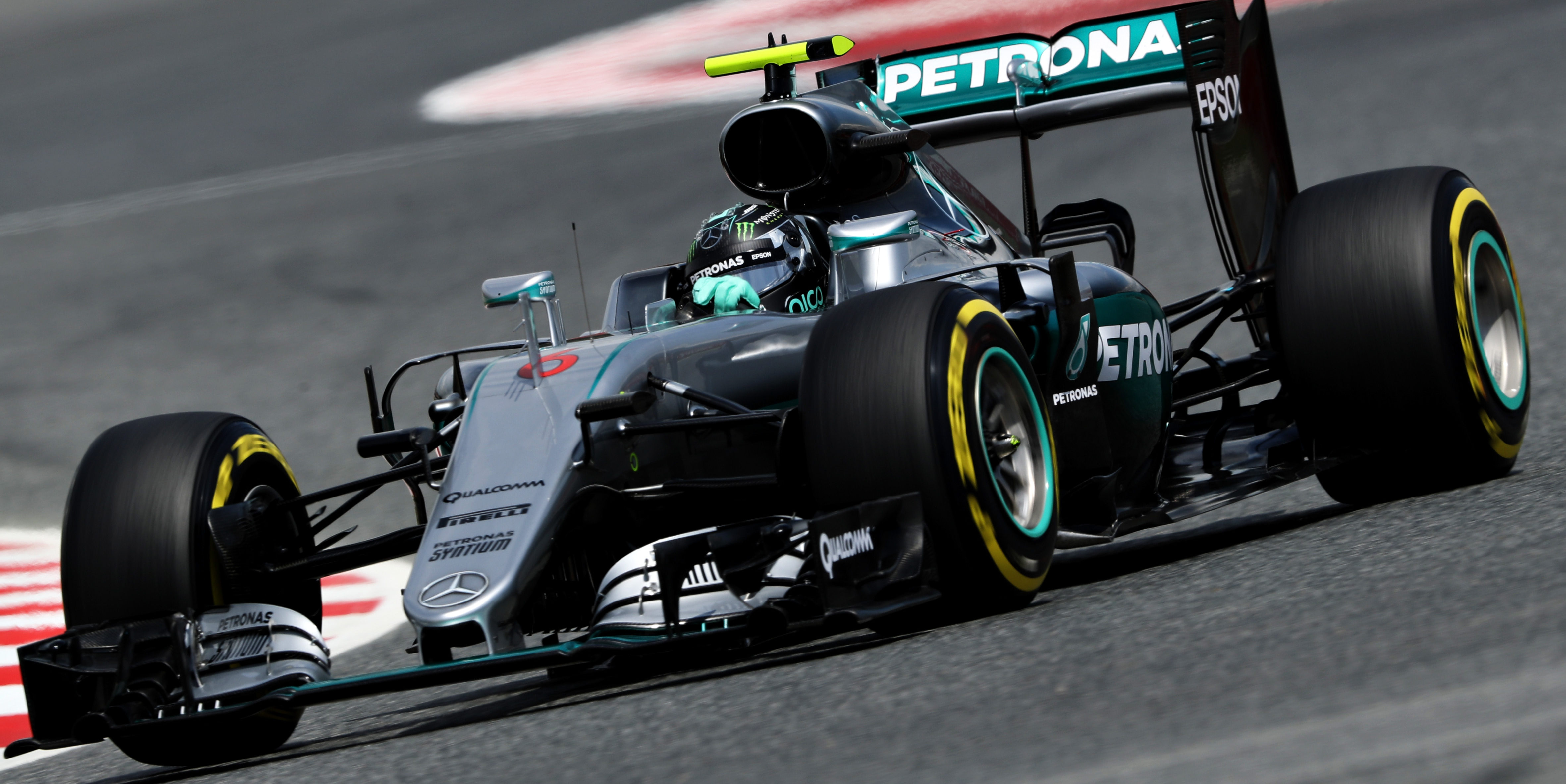 Rosberg leads second practice in Barcelona