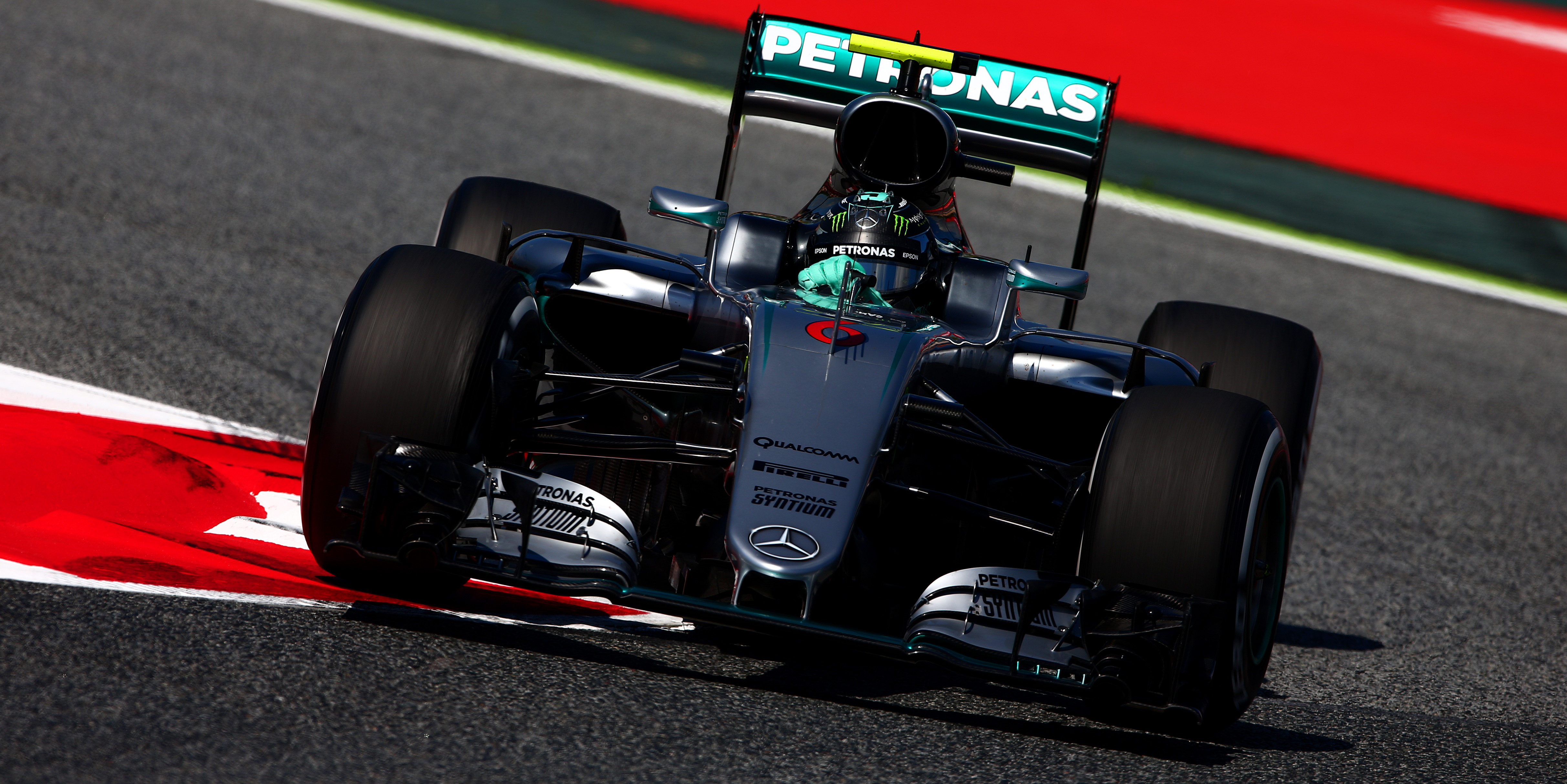 Rosberg leads the way in final practice