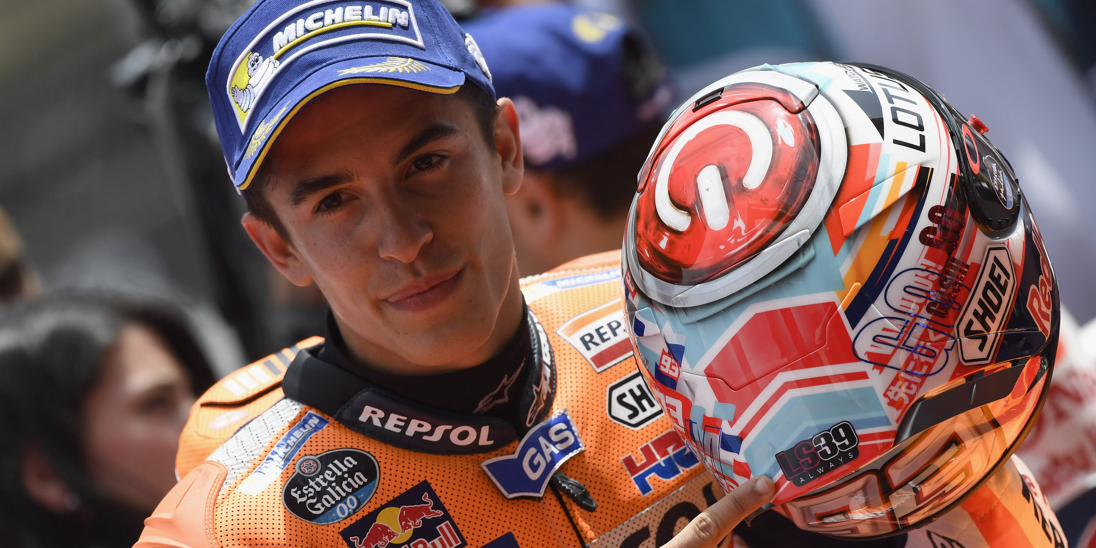 Marquez dominates qualifying at Catalunya