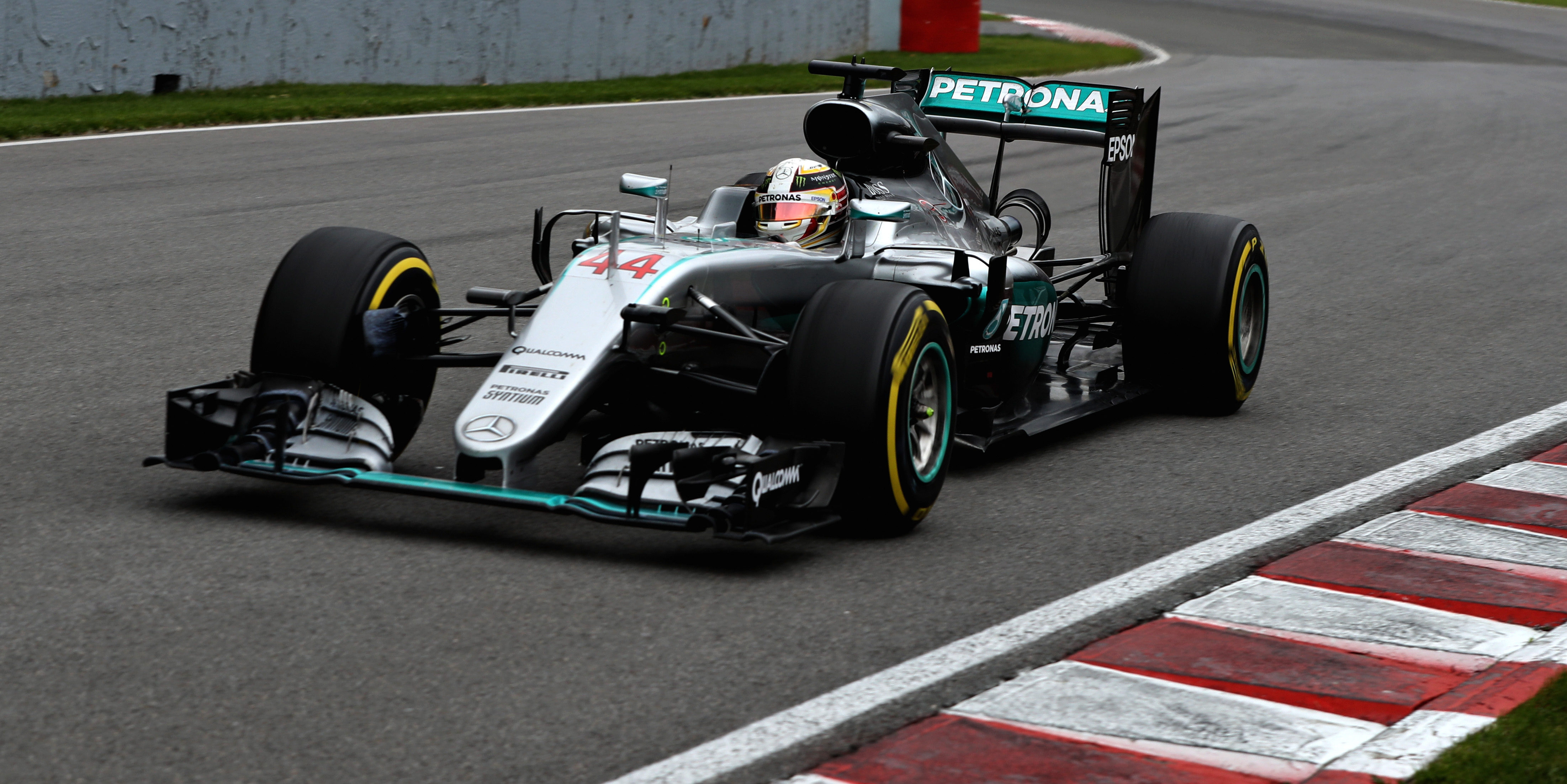 Hamilton takes fifth Canadian GP win in Montreal