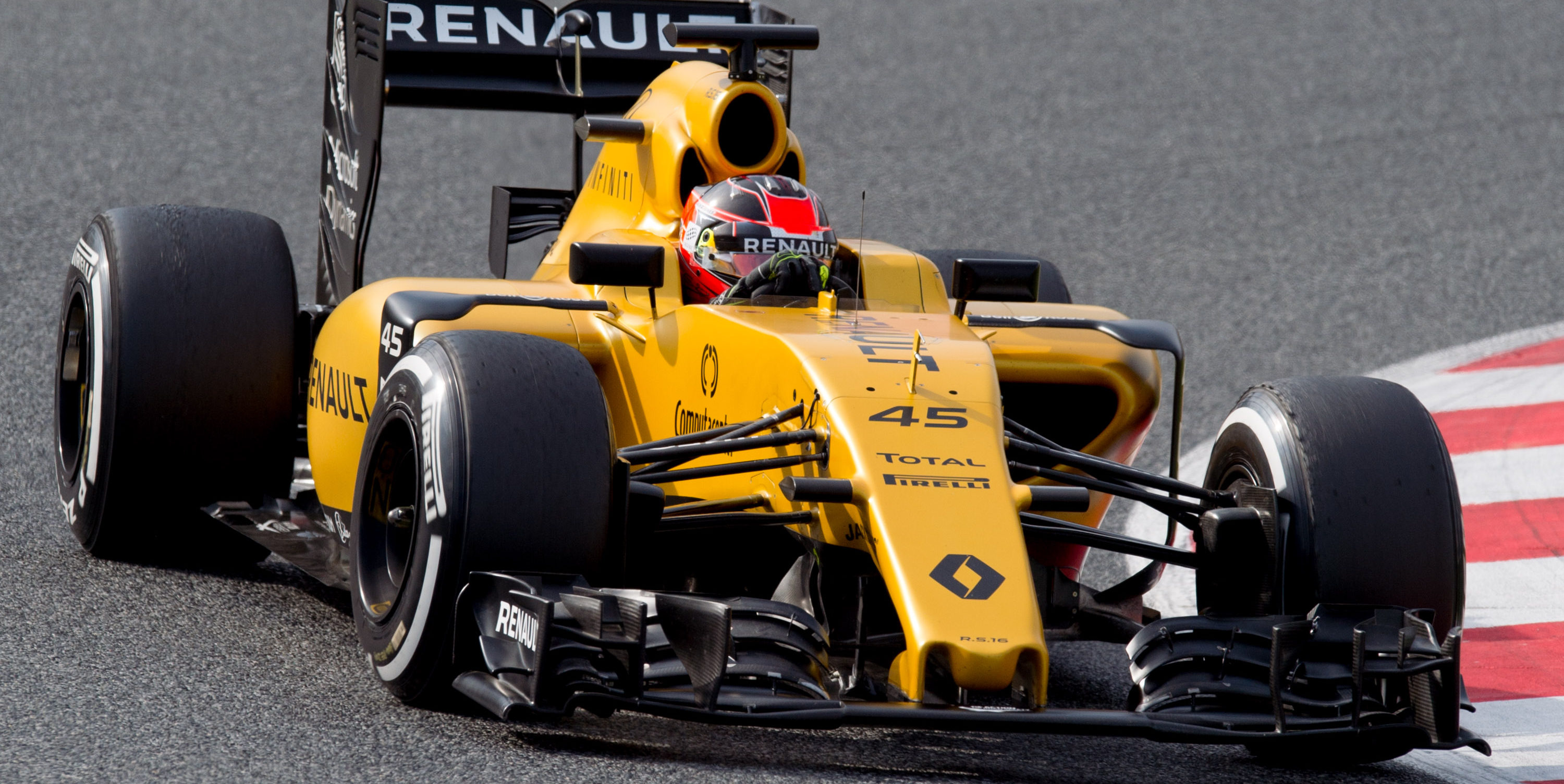 Ocon makes F1 practice debut for Renault