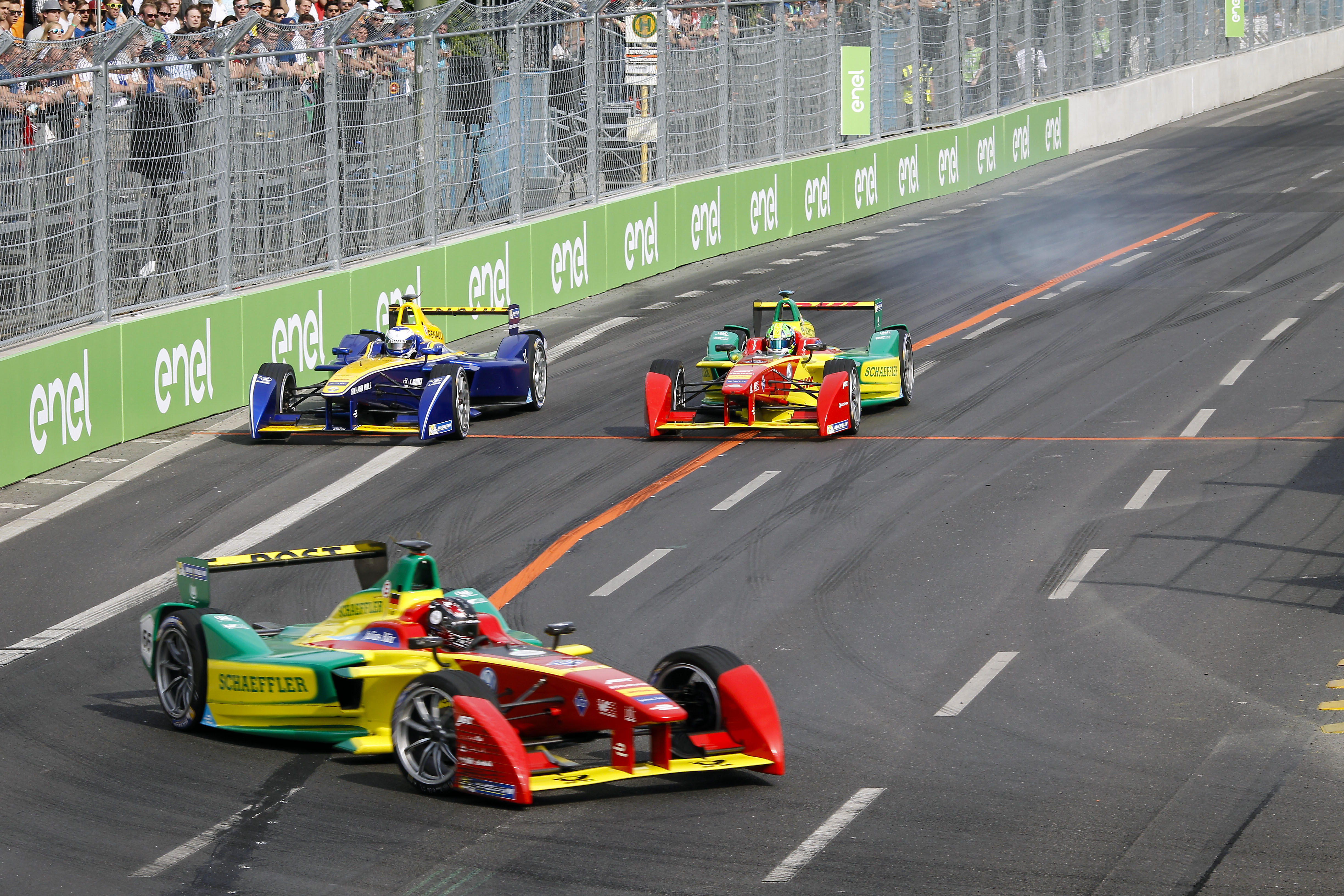 FIA confirms Formula E season three calendar