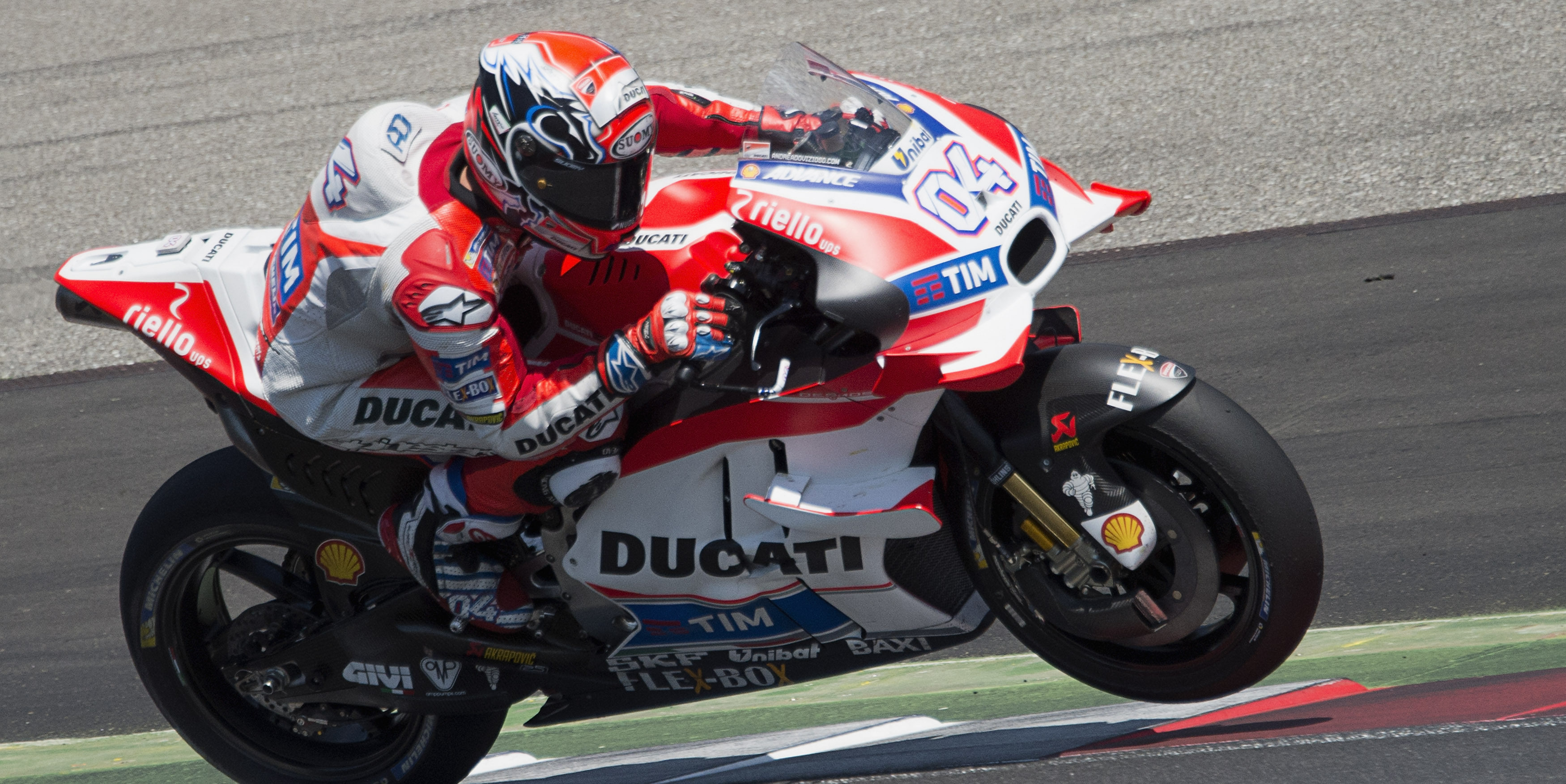 Dovizioso continues Ducati domination in Austria