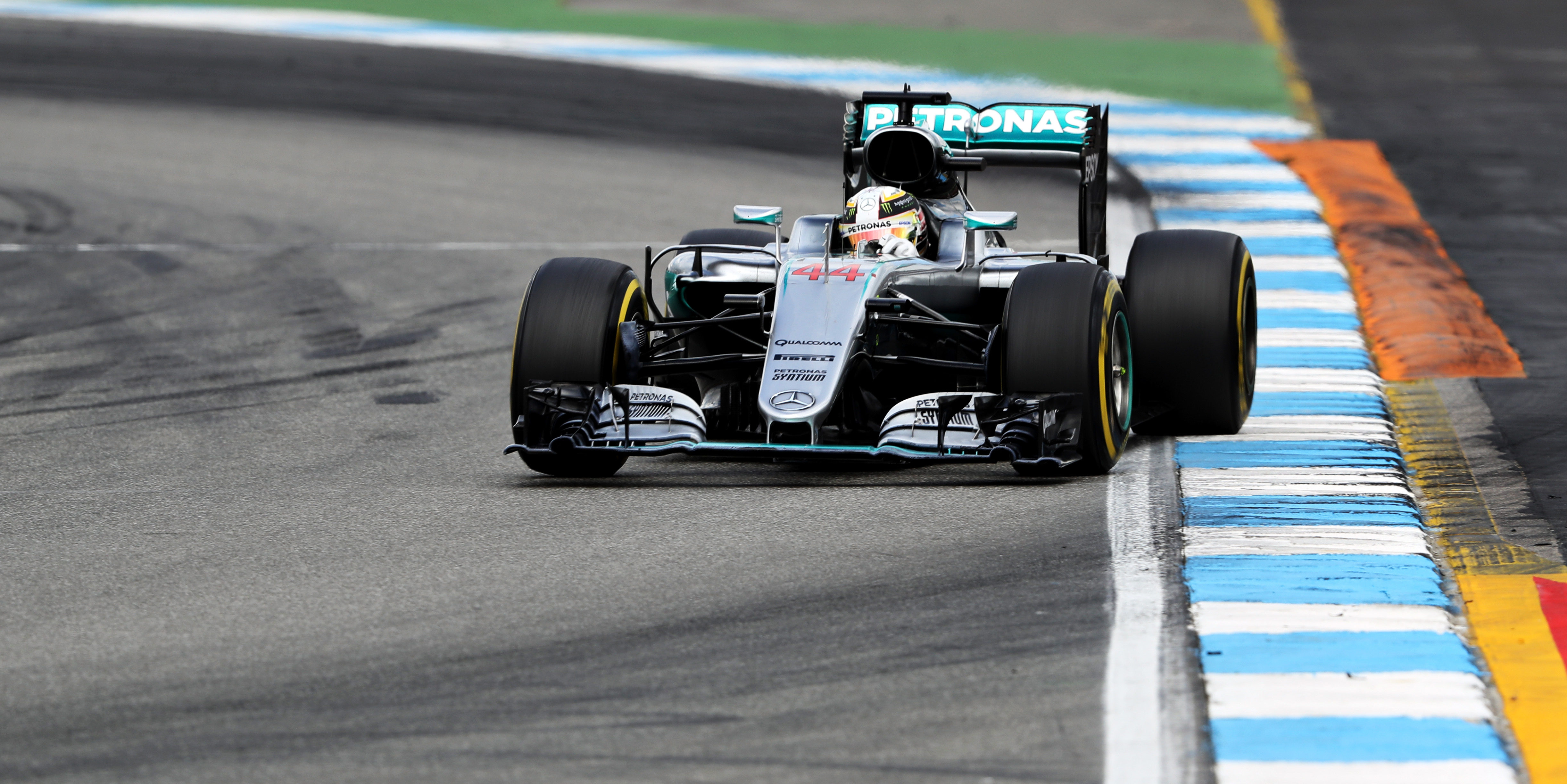 2016 F1 Mid-Season Review: Mercedes