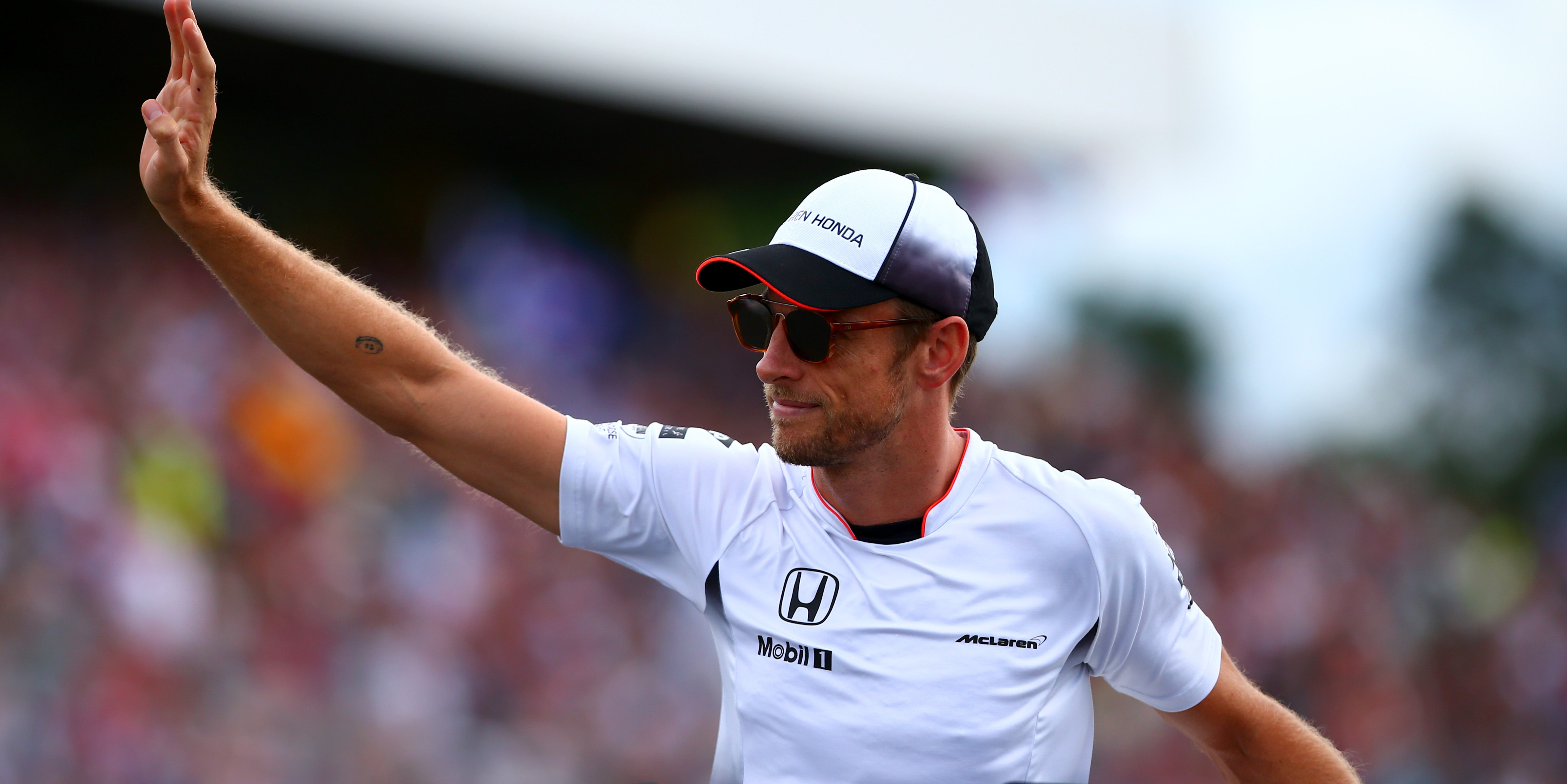Button to commence McLaren talks next month