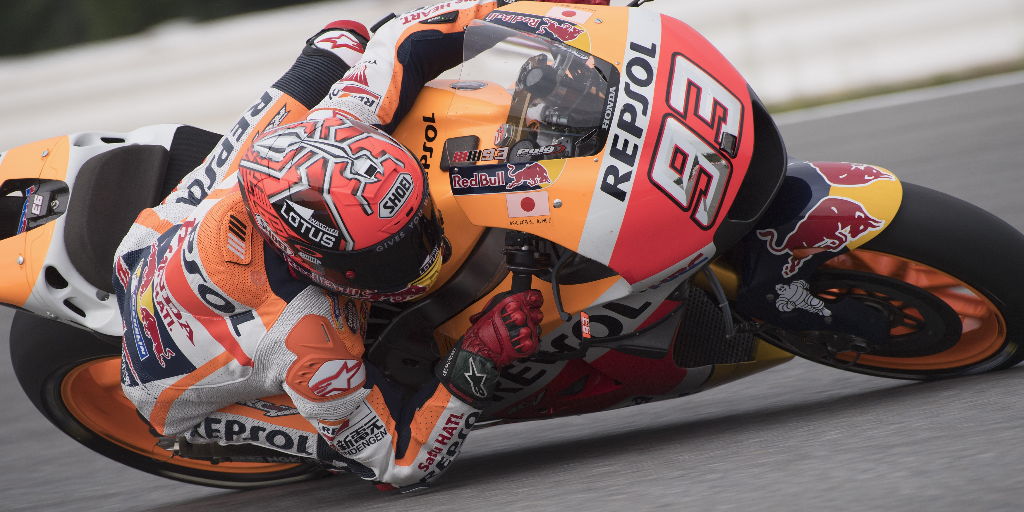 Marquez takes Brno pole with record time