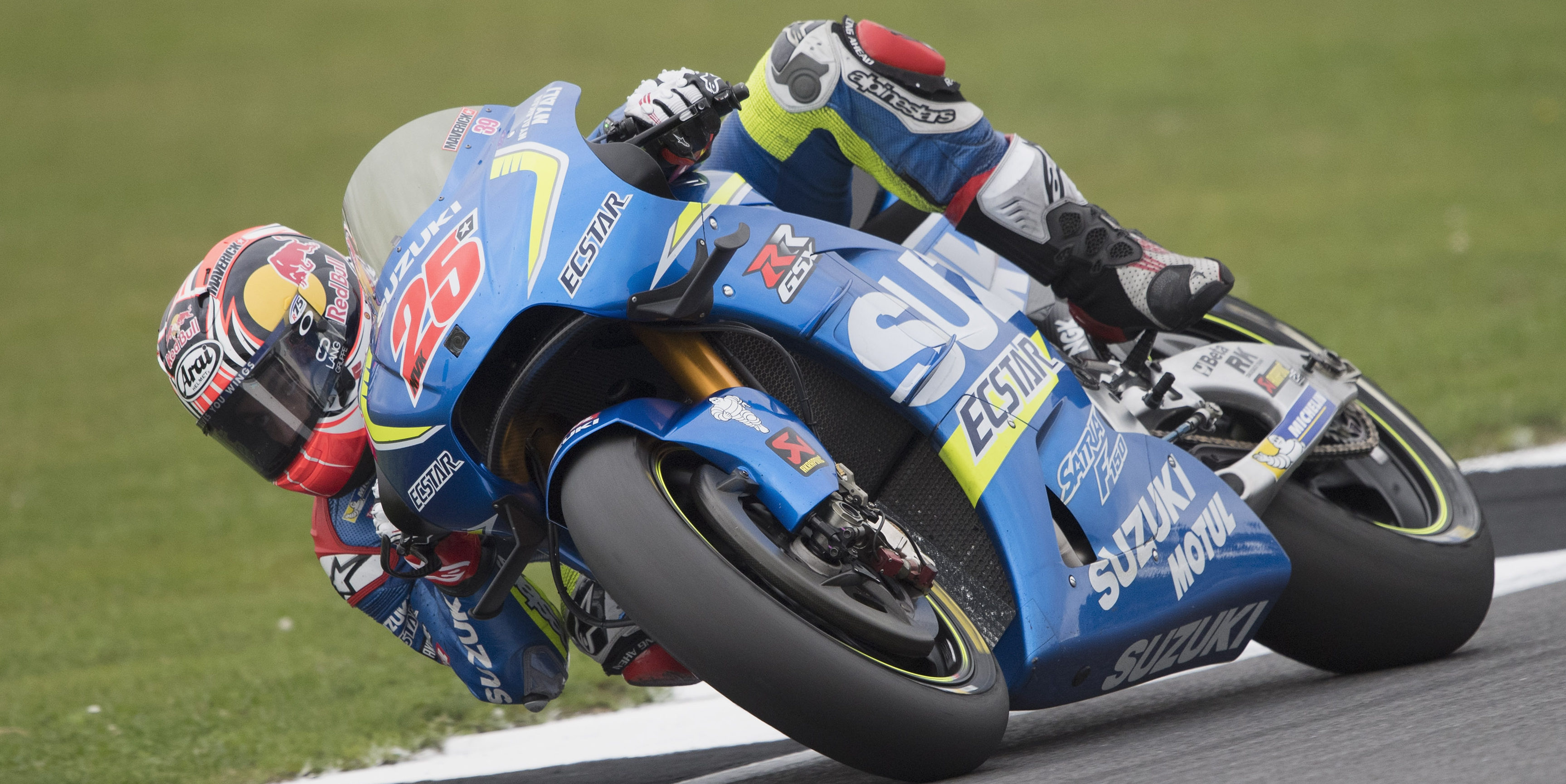 Vinales takes Suzuki’s first win since 2007 at Silverstone