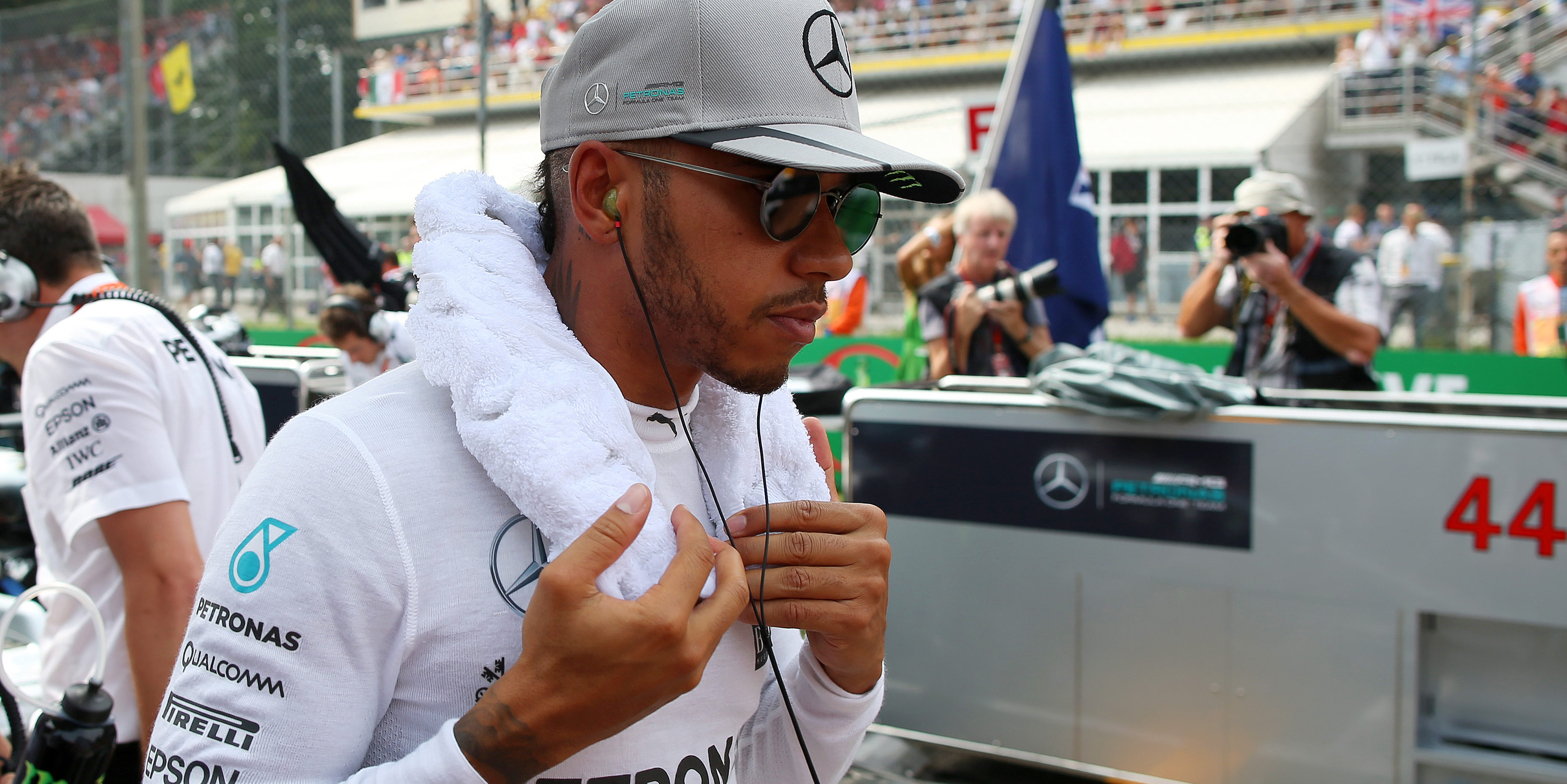 Hamilton wary of Ferrari and Red Bull threat in Singapore