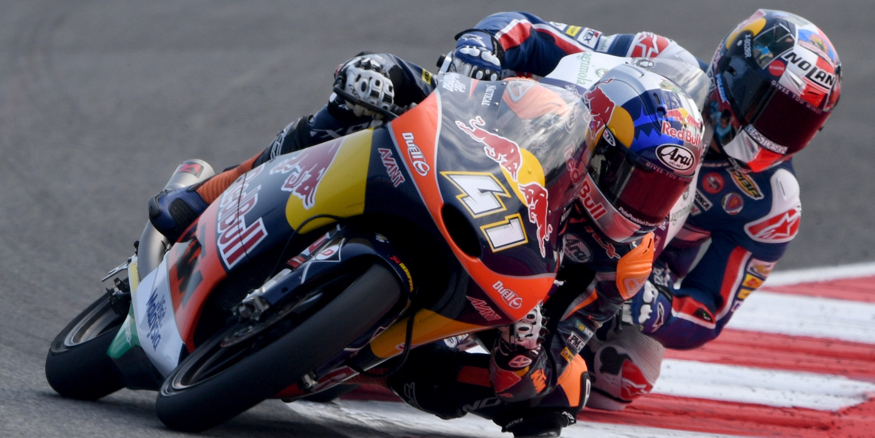 Binder ends Friday fastest in Aragon