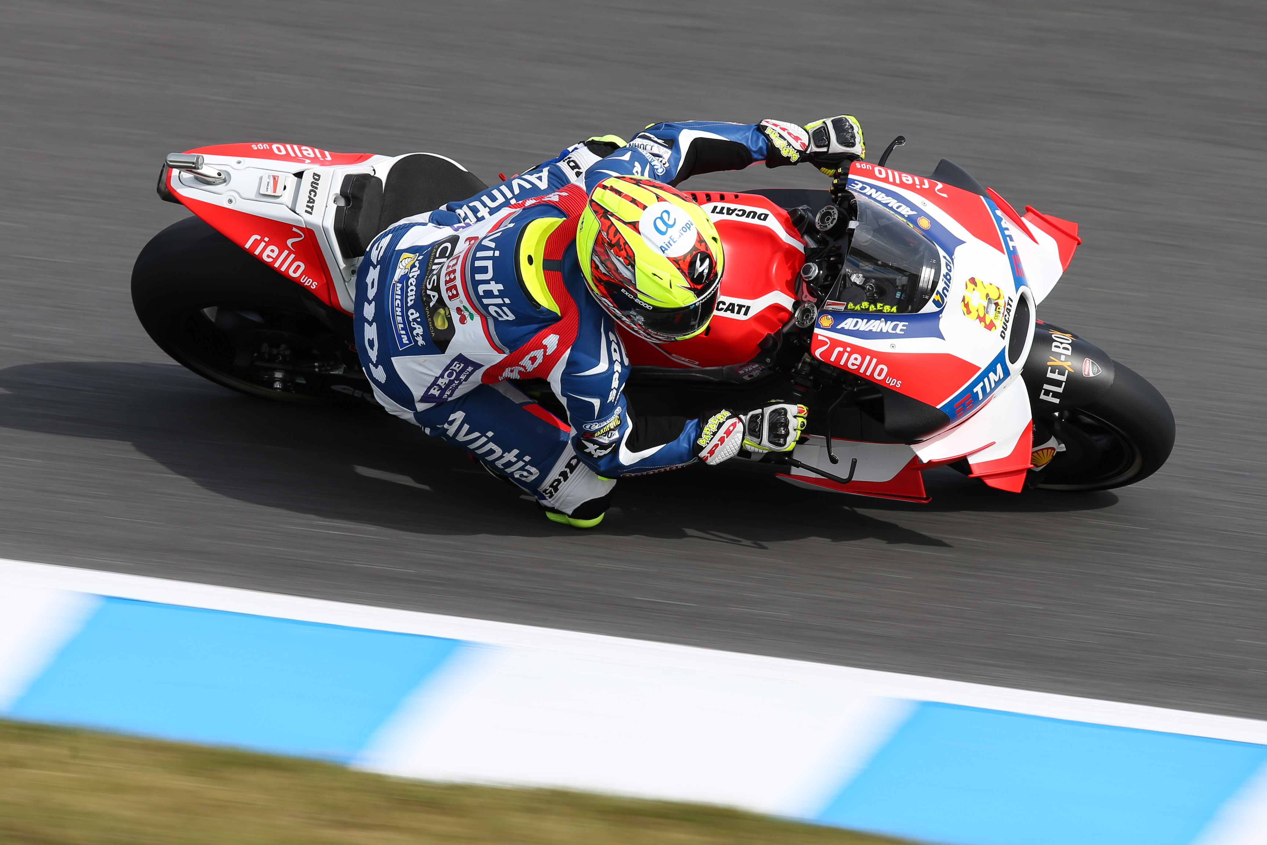 Barbera hails ‘special’ first day on GP16