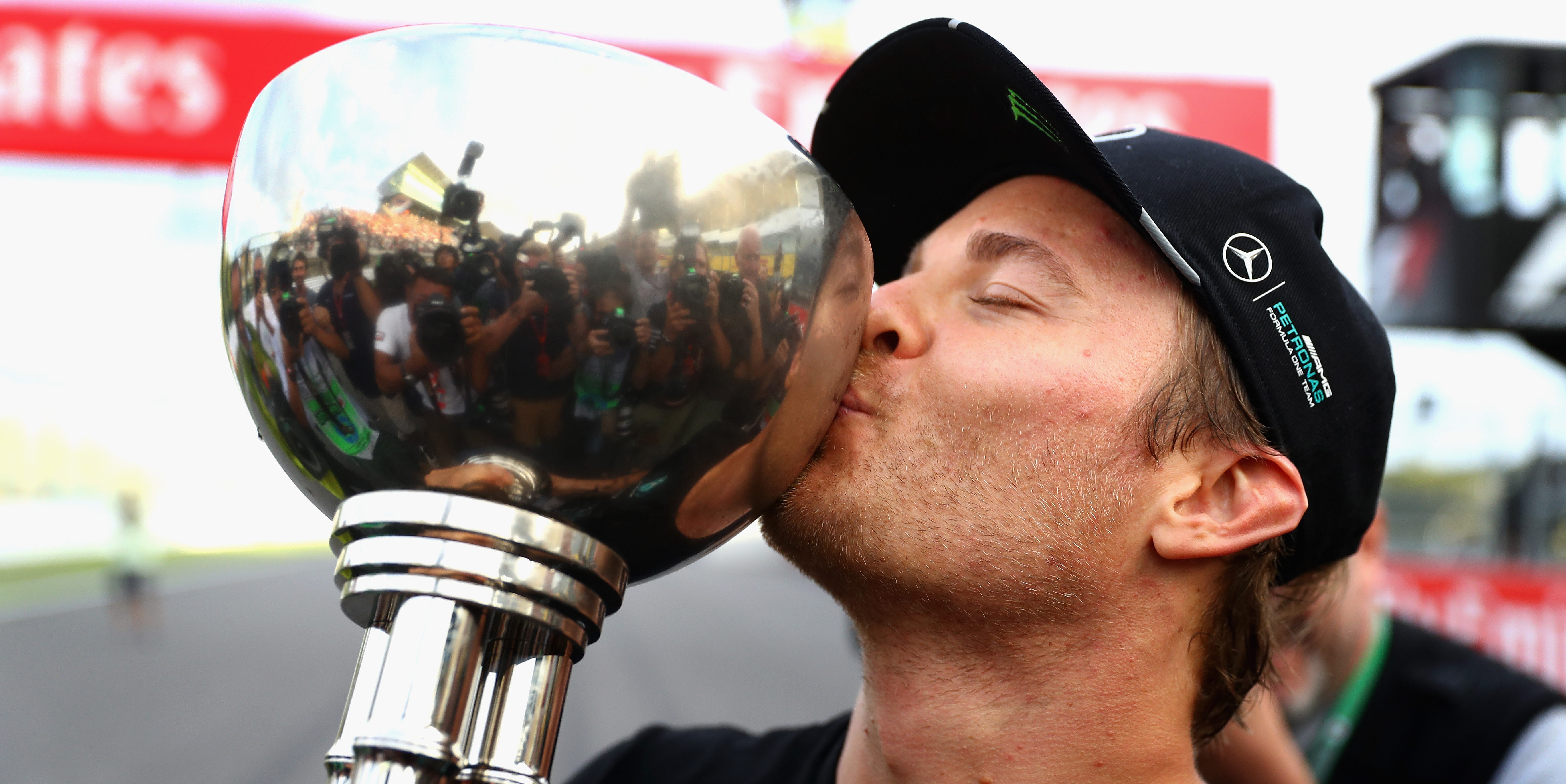 Rosberg enjoys ‘special’ win in Japan