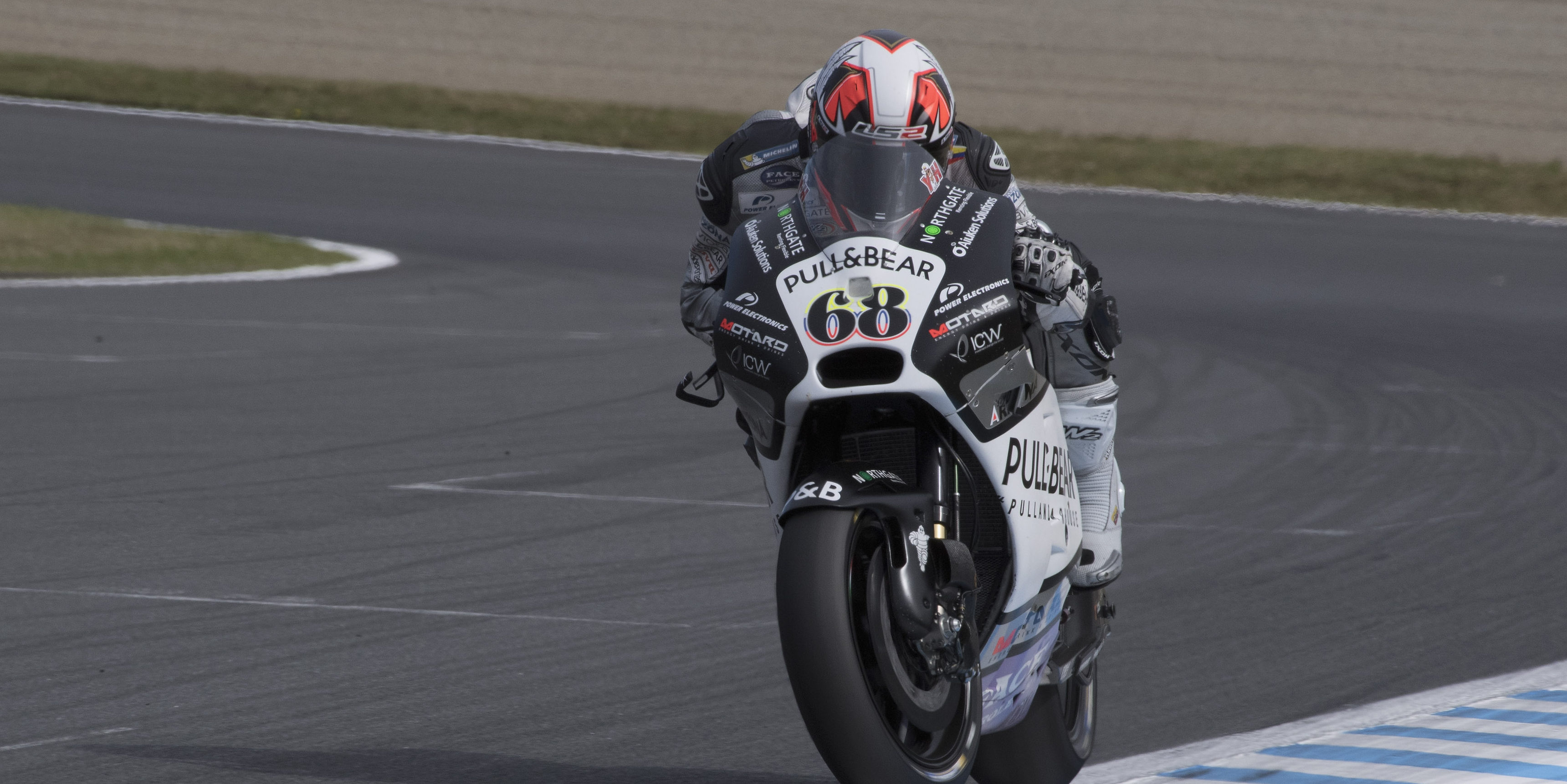 Hernandez to make Moto2 return in 2017 with AGR