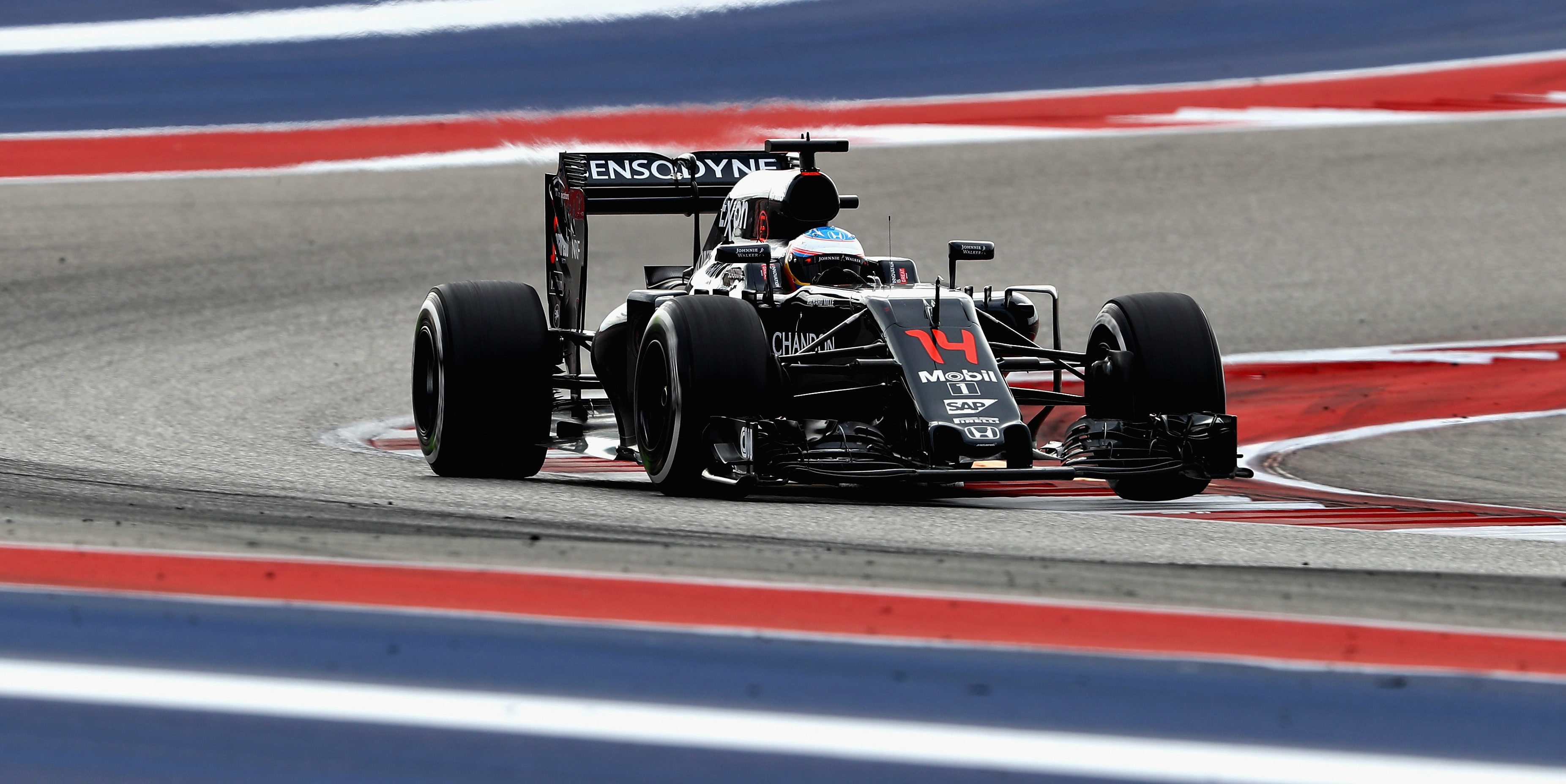 Fifth place for Alonso after wheel-to-wheel battles in Austin