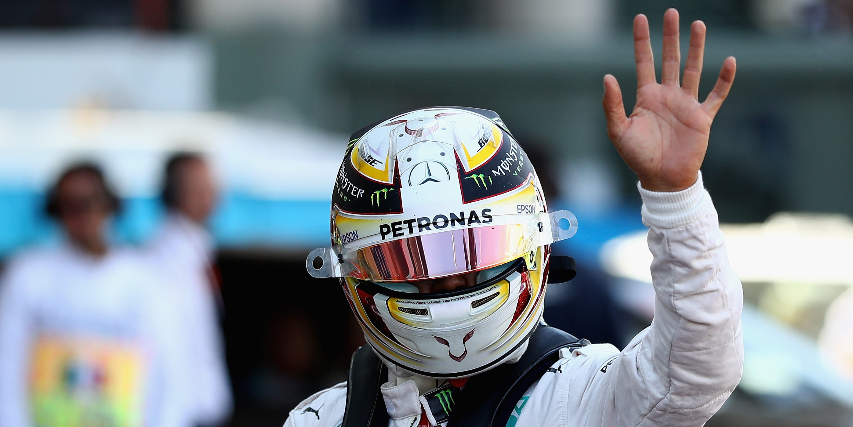 Hamilton cruises to pole position in Mexico