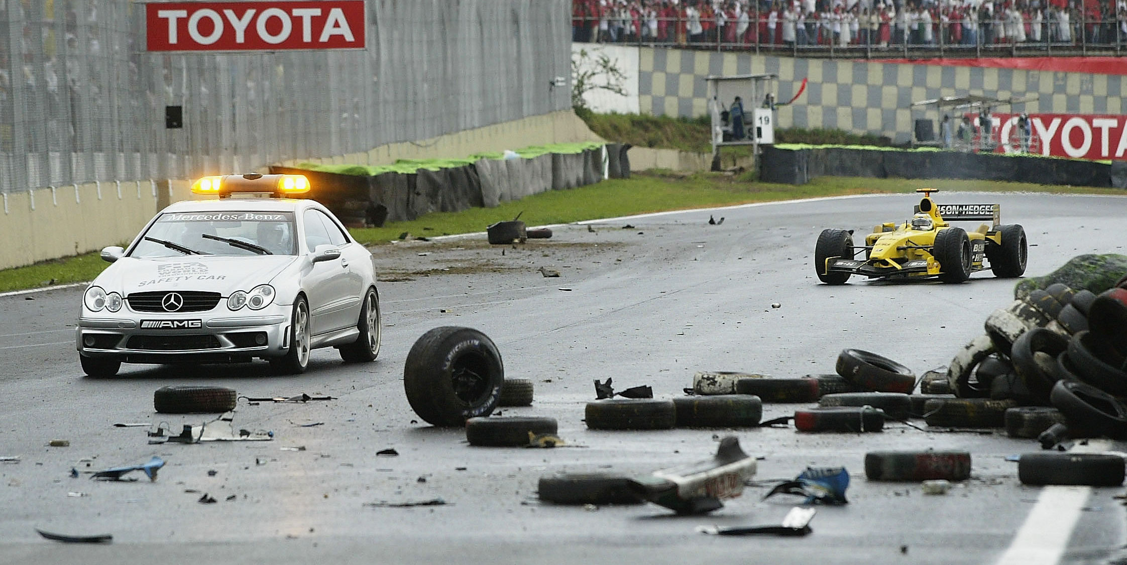 Brazilian GP Flashback: Confusion amid the carnage