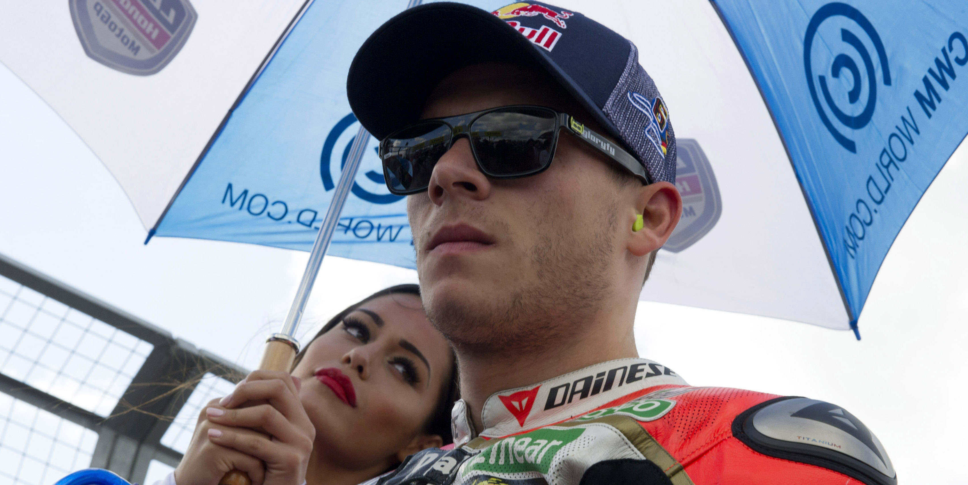 Bradl gets first taste of WorldSBK Honda in Aragon