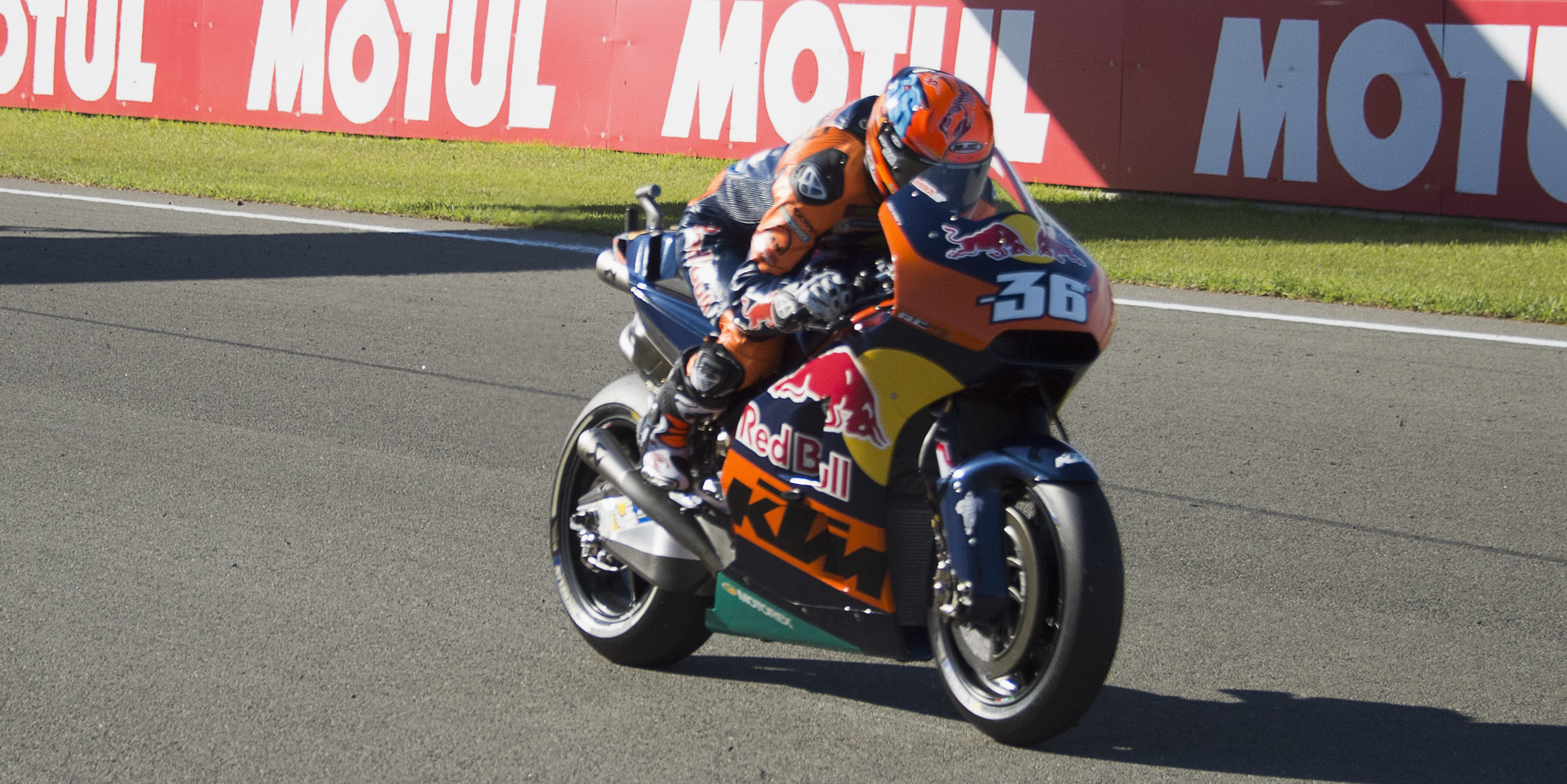 Electrical issue thwarts KTM in Valencia