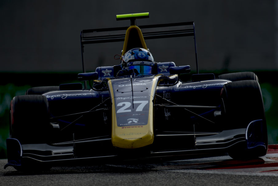 Photo: Zak Mauger/GP3 Series Media Service.