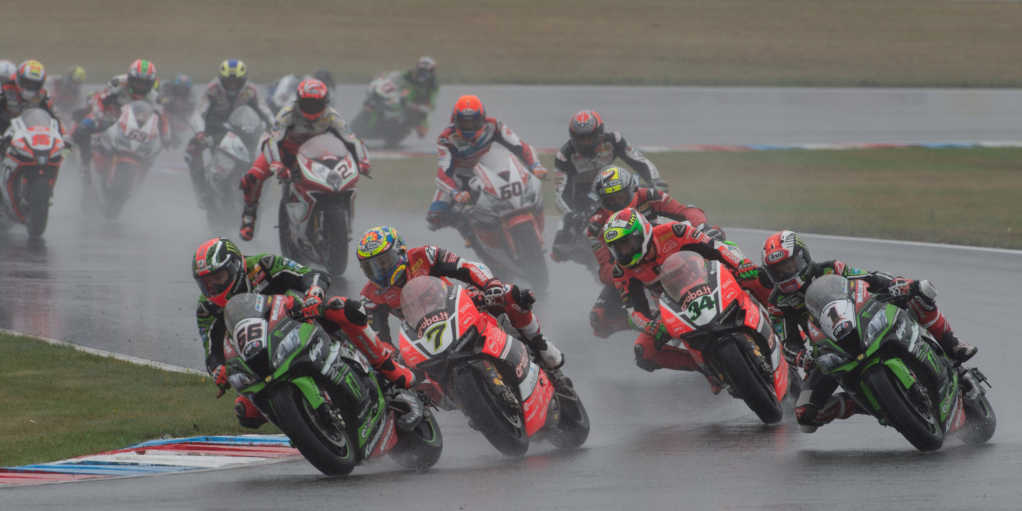 Does WorldSBK need reversed grids?