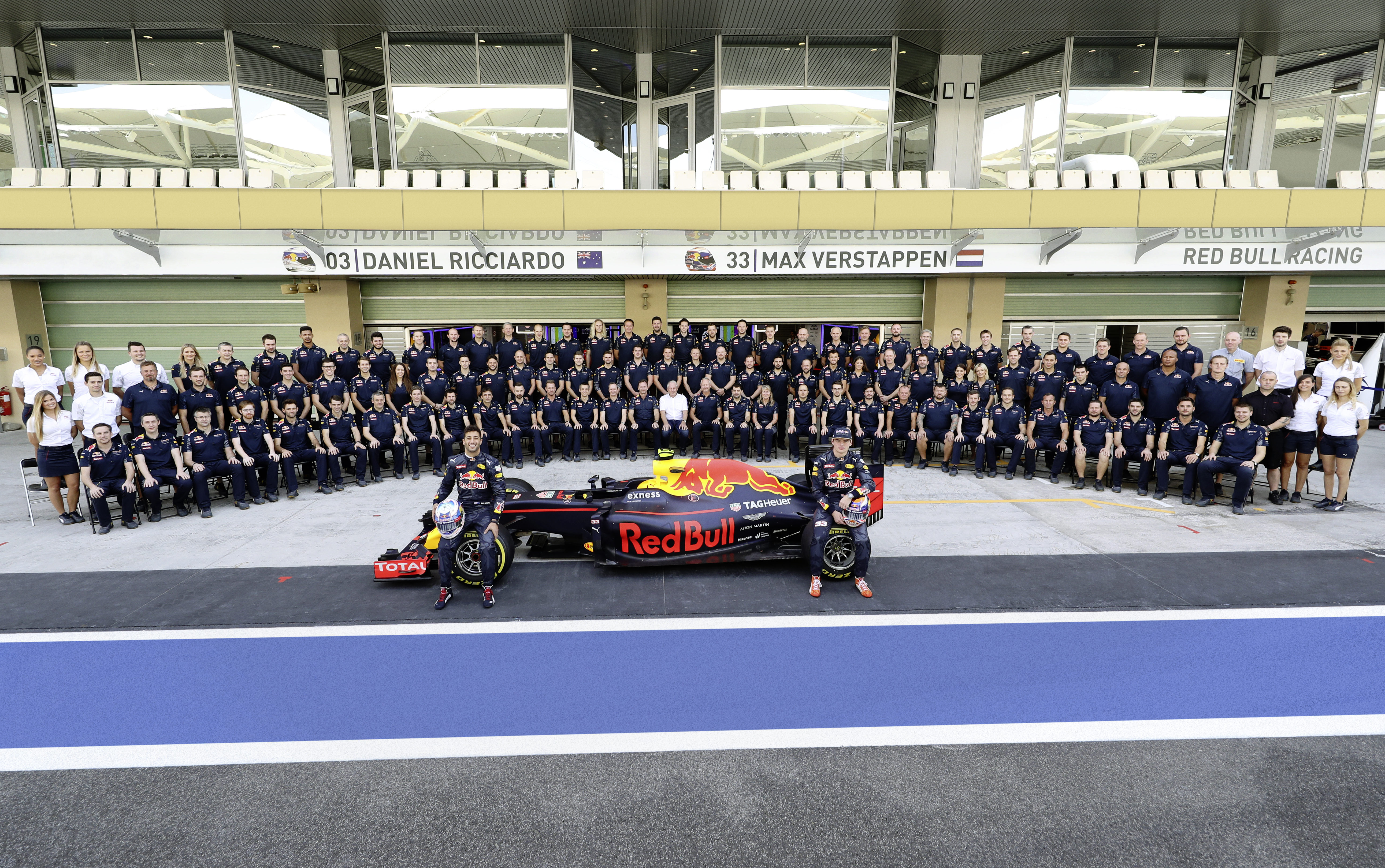 Red Bull confirms ties with ExxonMobil