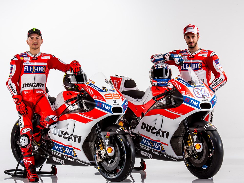 Lorenzo gives first thoughts on Ducati at team launch