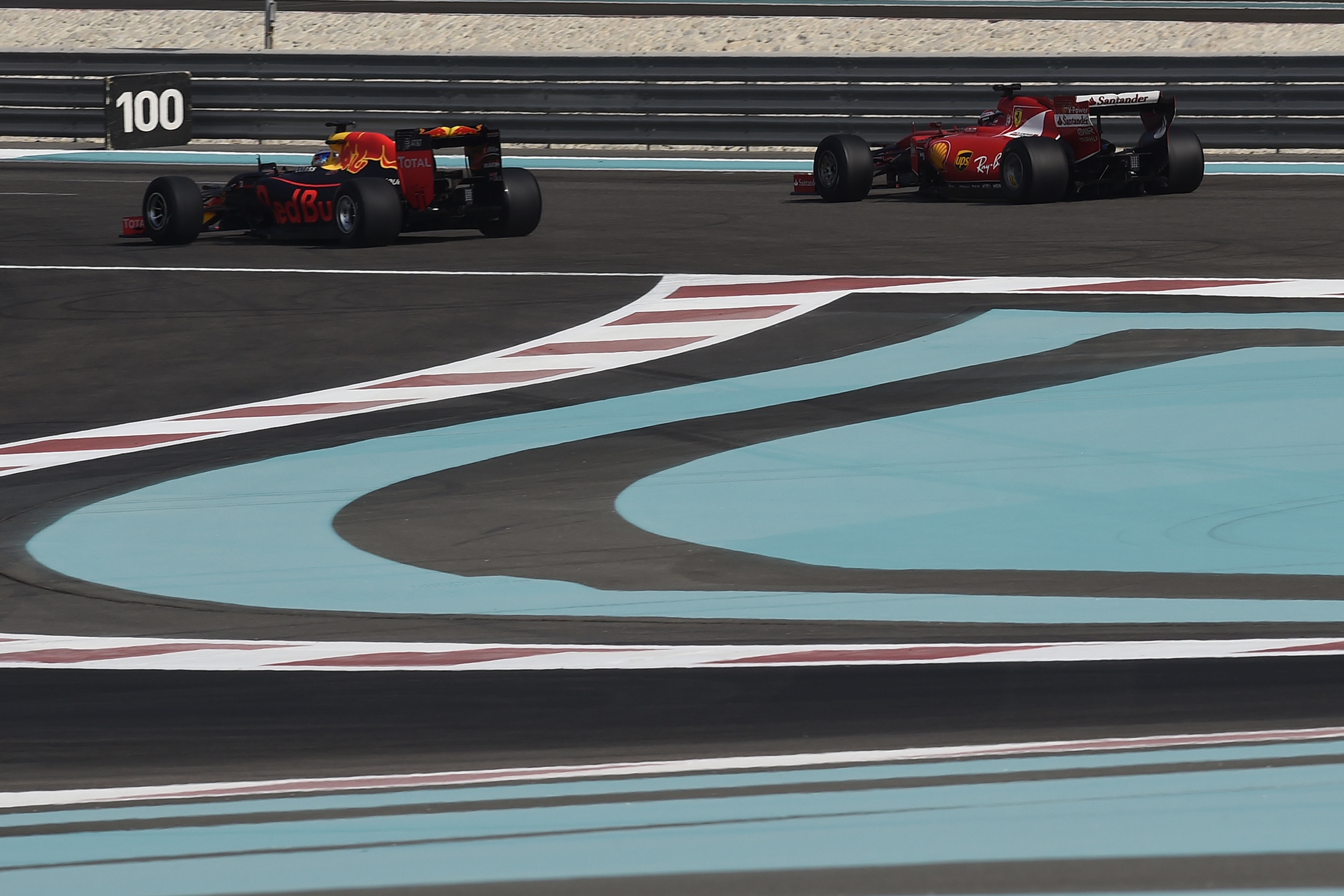 Pirelli admits ‘question marks’ remain over 2017 tyres