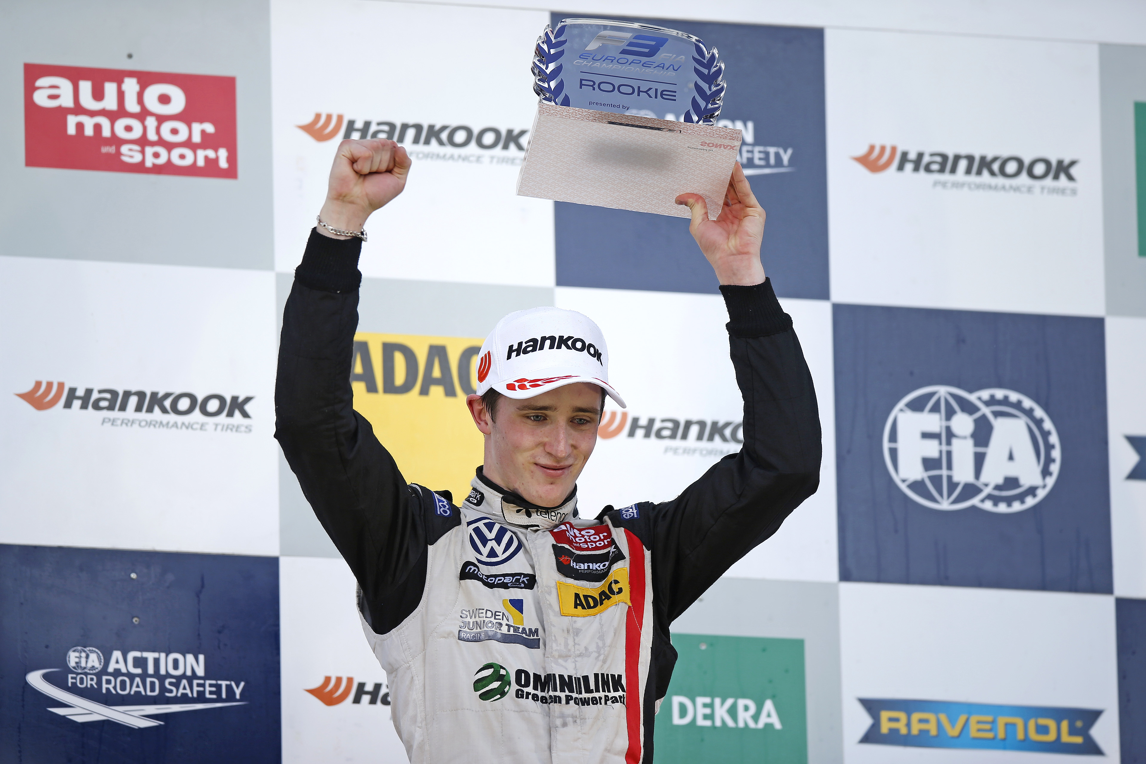 Eriksson to continue with Motorpark