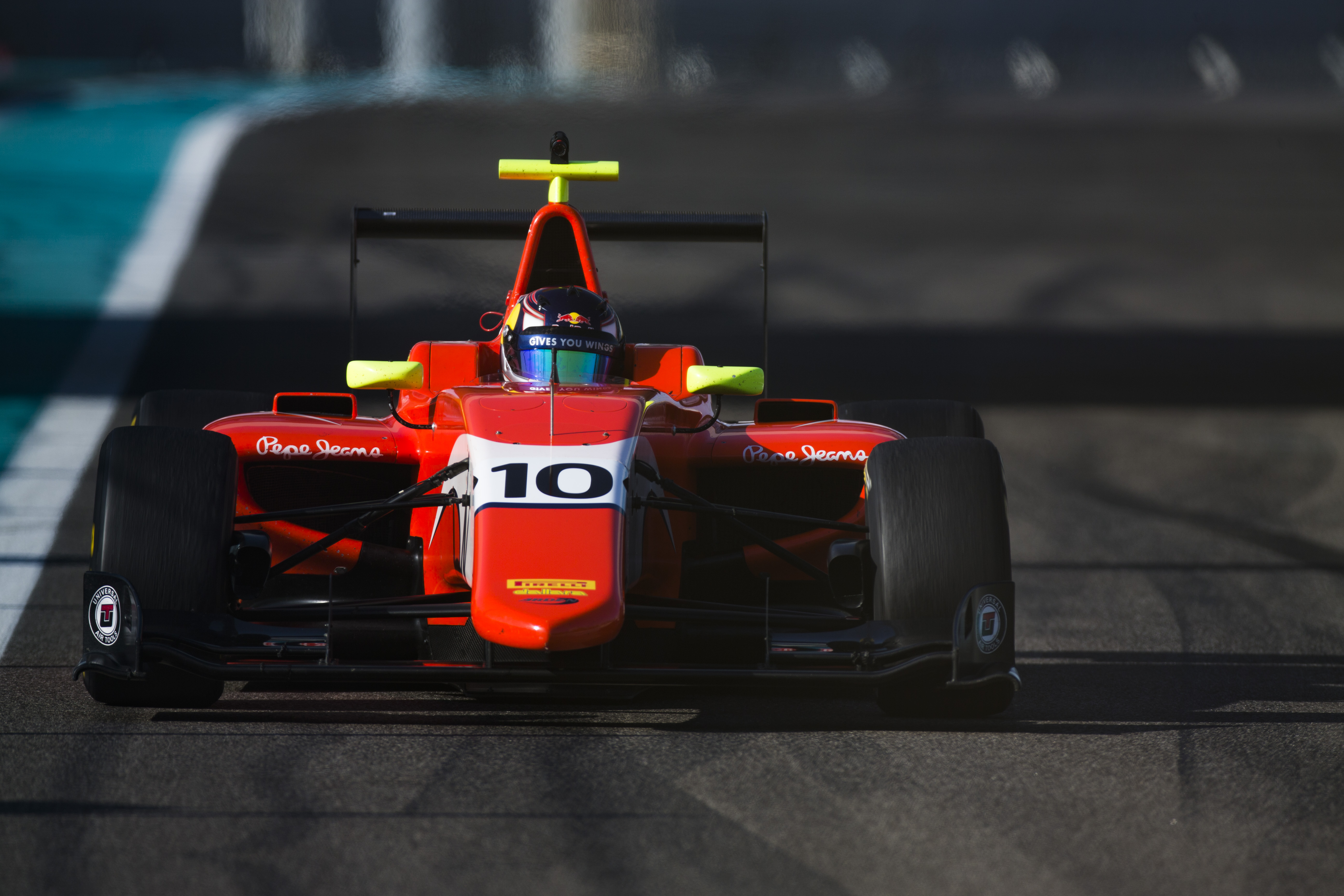 Kari switches to Arden for 2017