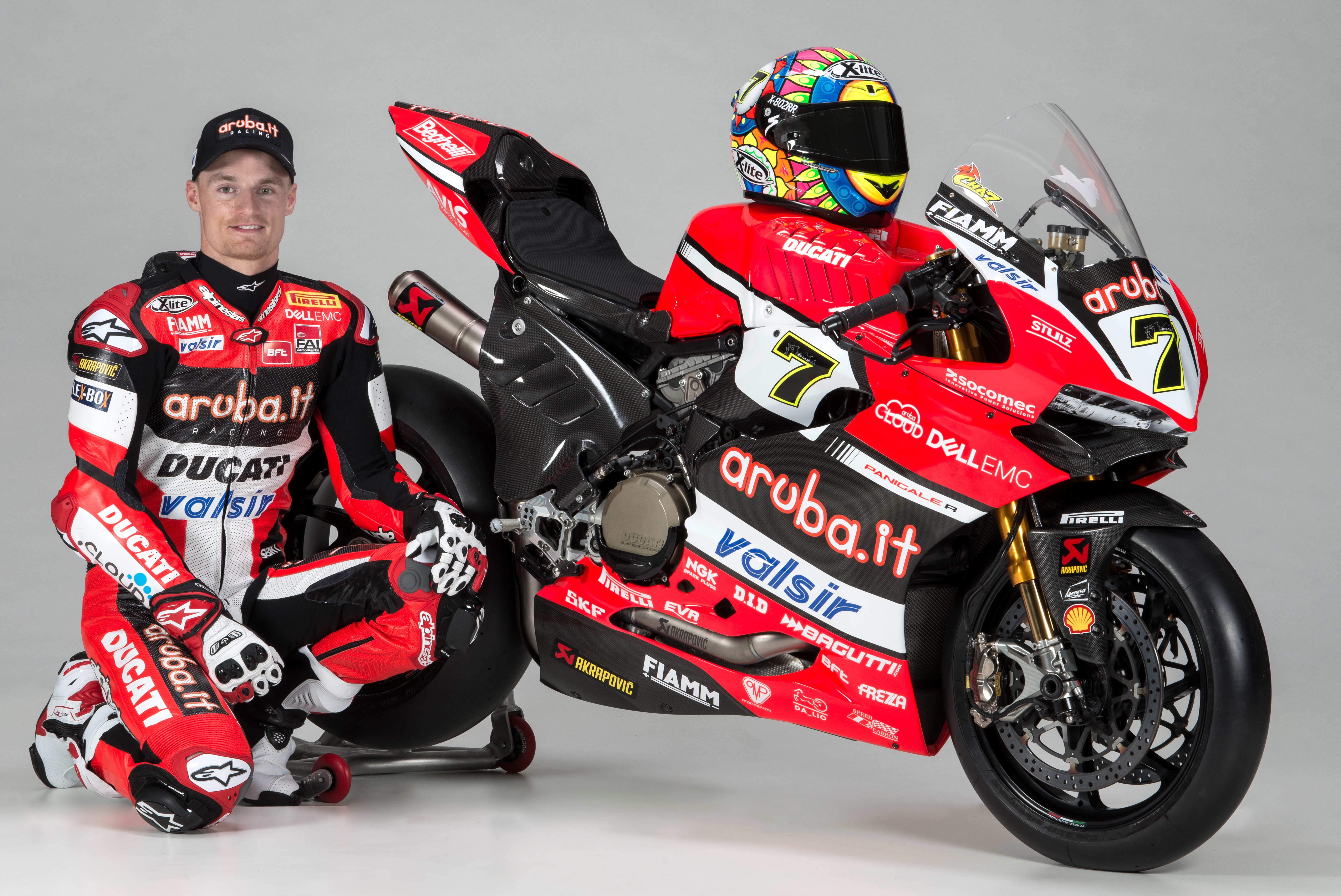 Aruba.it Ducati reveal 2017 bike in Italy