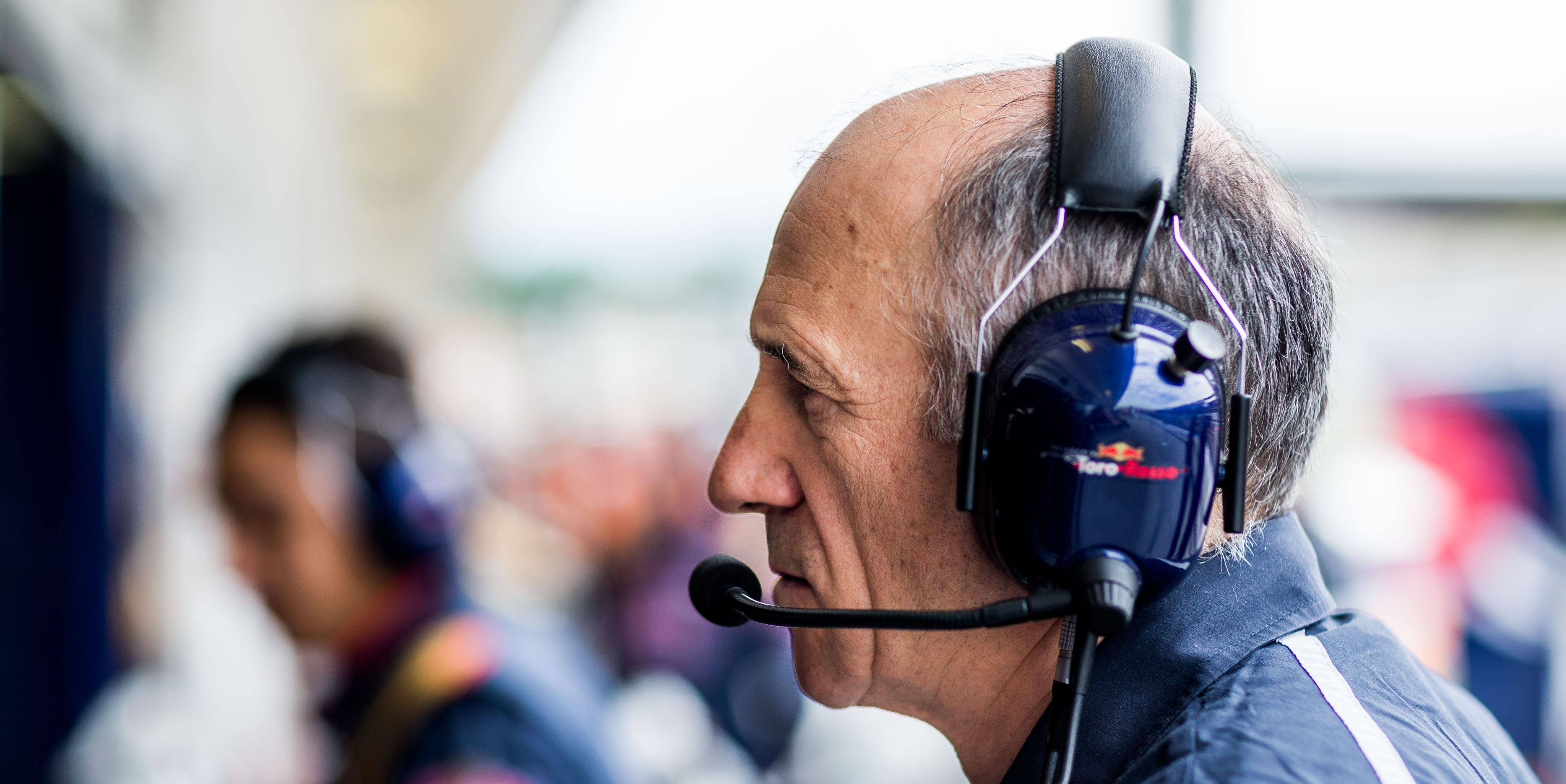 Tost: Mercedes engine should be frozen
