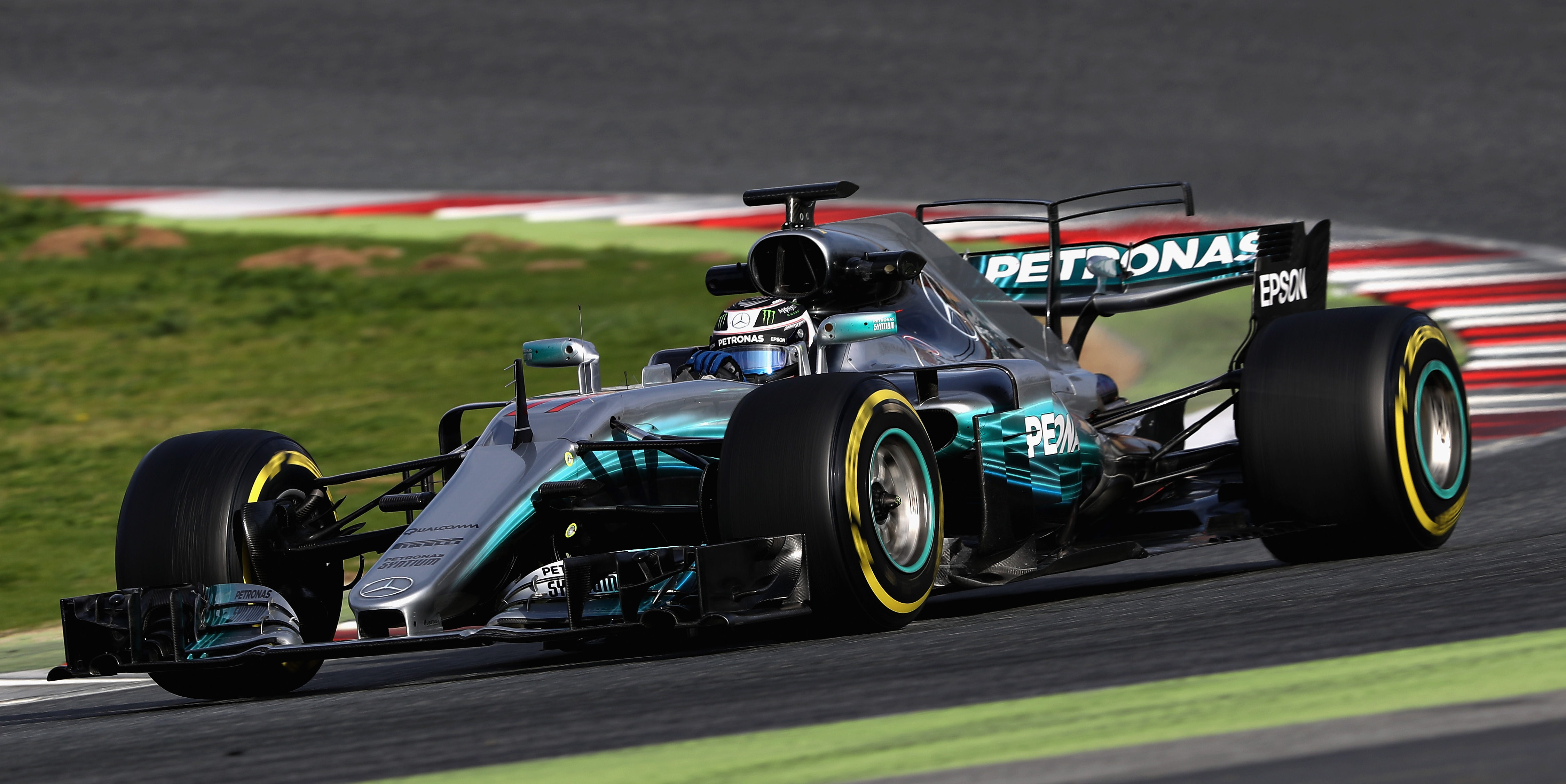 Bottas racks up mileage despite spin